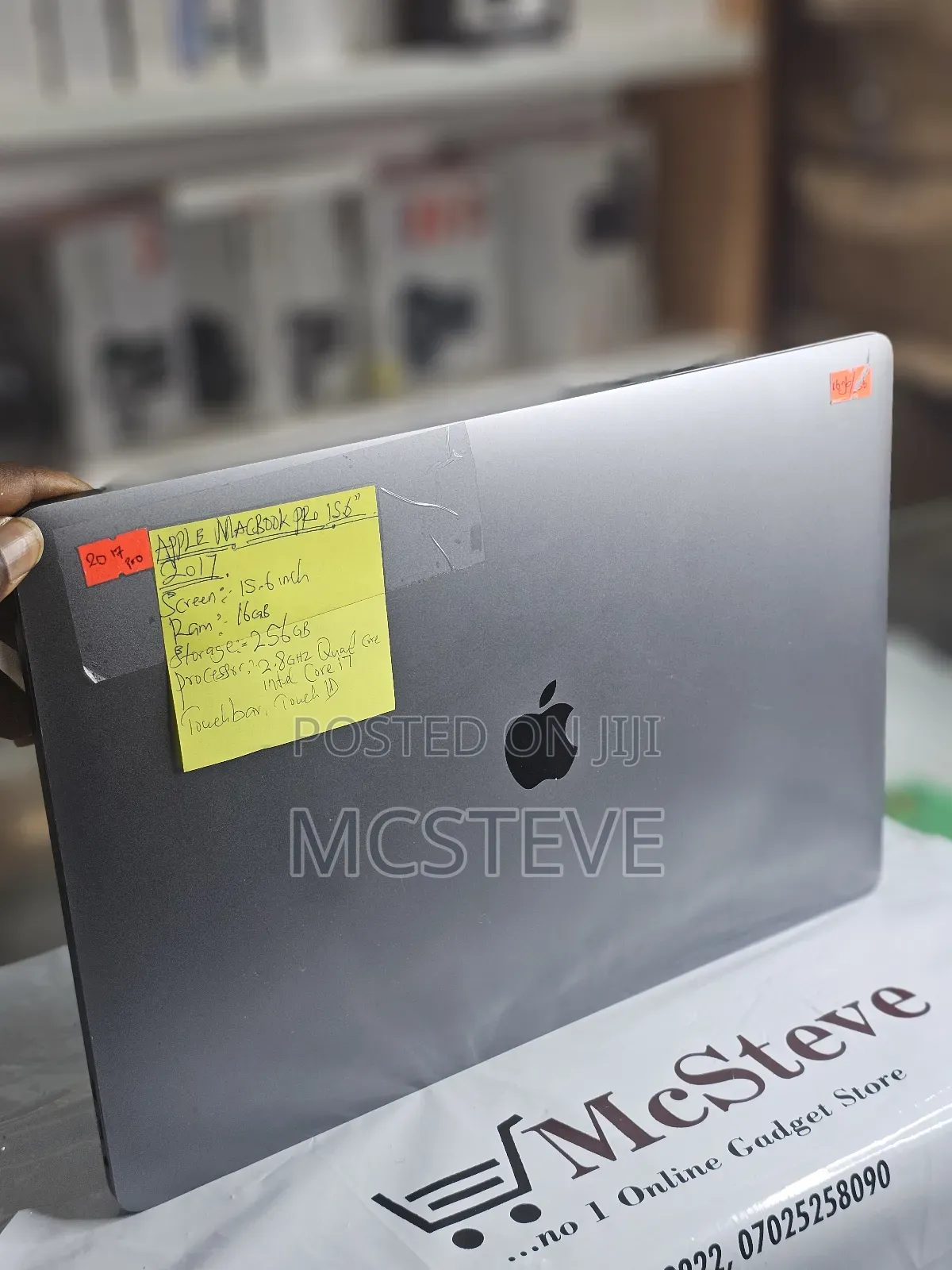 Laptop Apple MacBook Pro 2017 16GB Intel Core i7 SSD 256GB