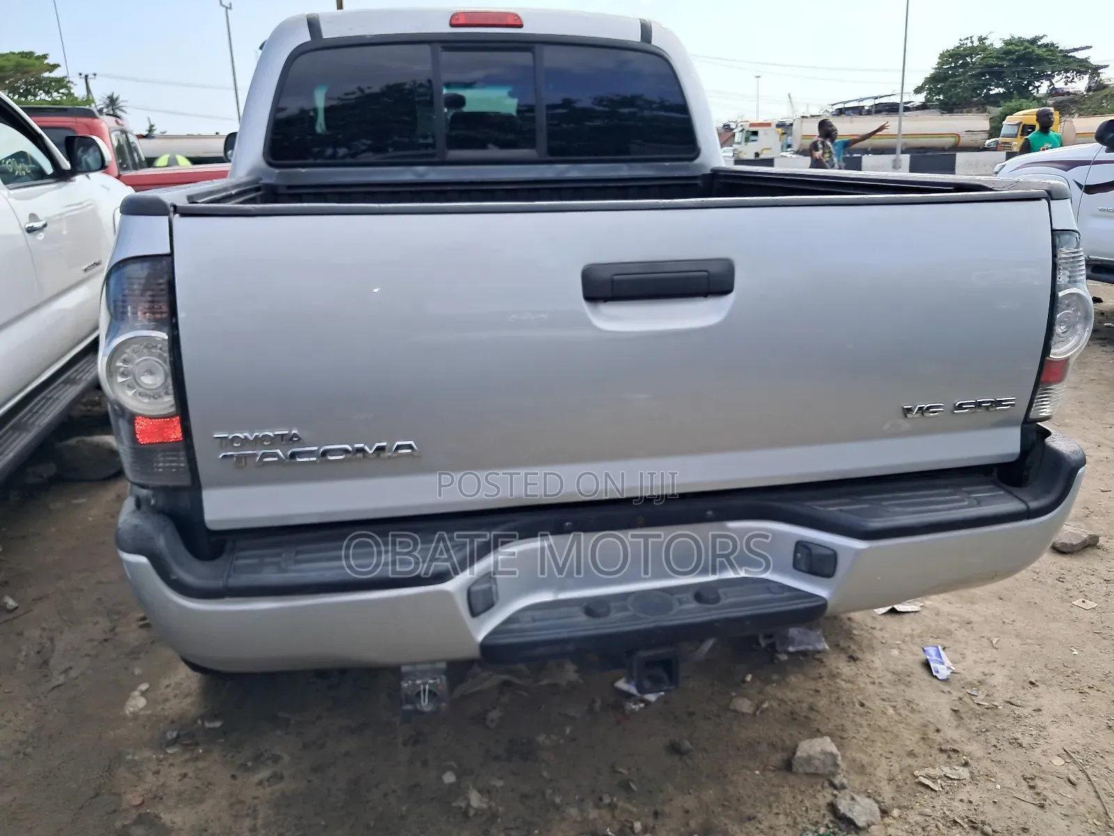 Toyota Tacoma Access Cab V6 Automatic 2011 Silver