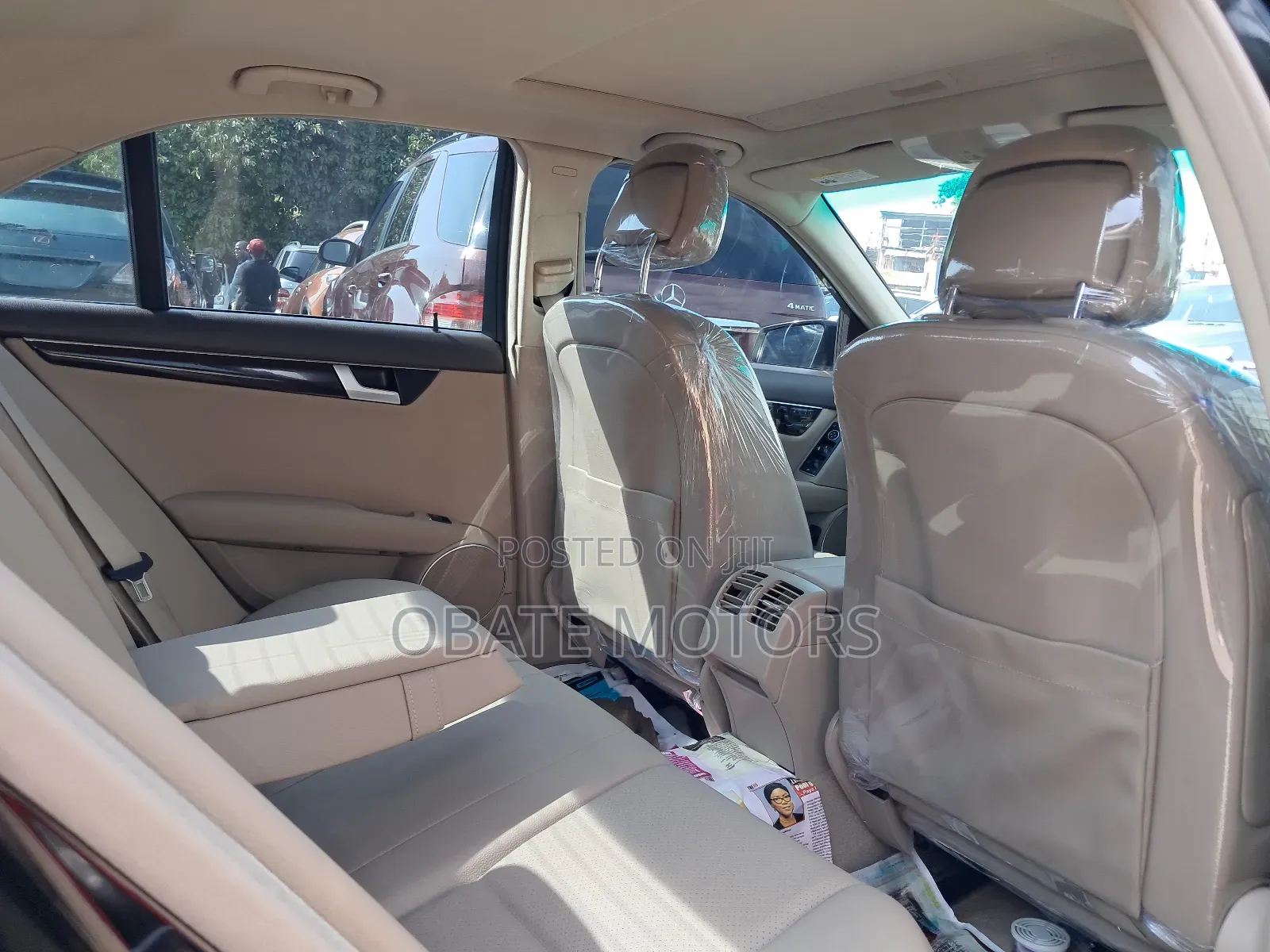 Mercedes-Benz C300 2012 Black