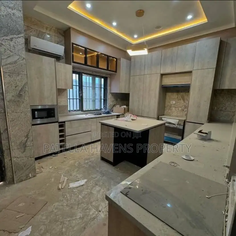5bdrm Duplex In Guzape District For Sale