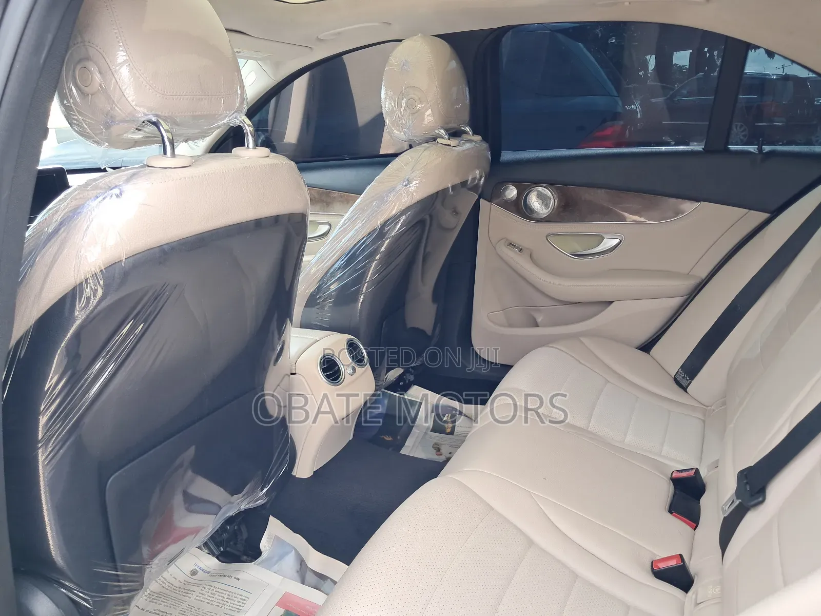Mercedes-Benz C300 2015 Black