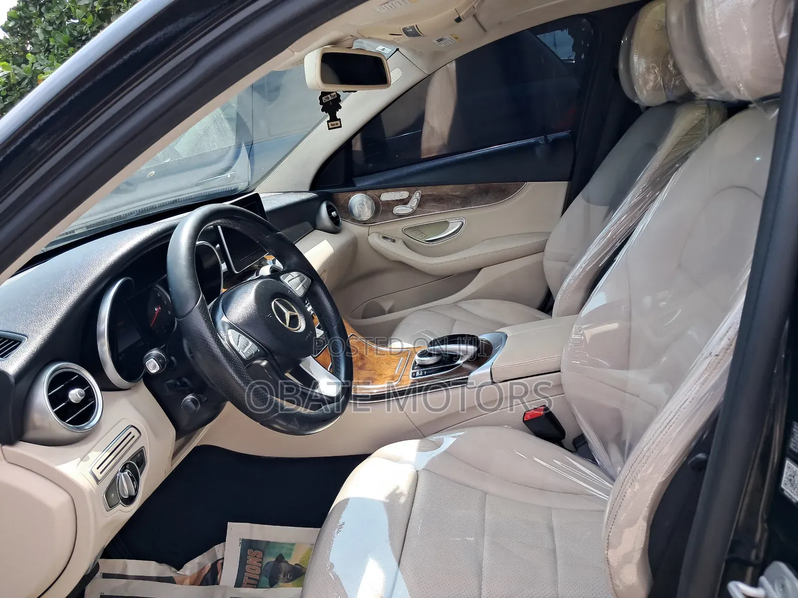 Mercedes-Benz C300 2015 Black