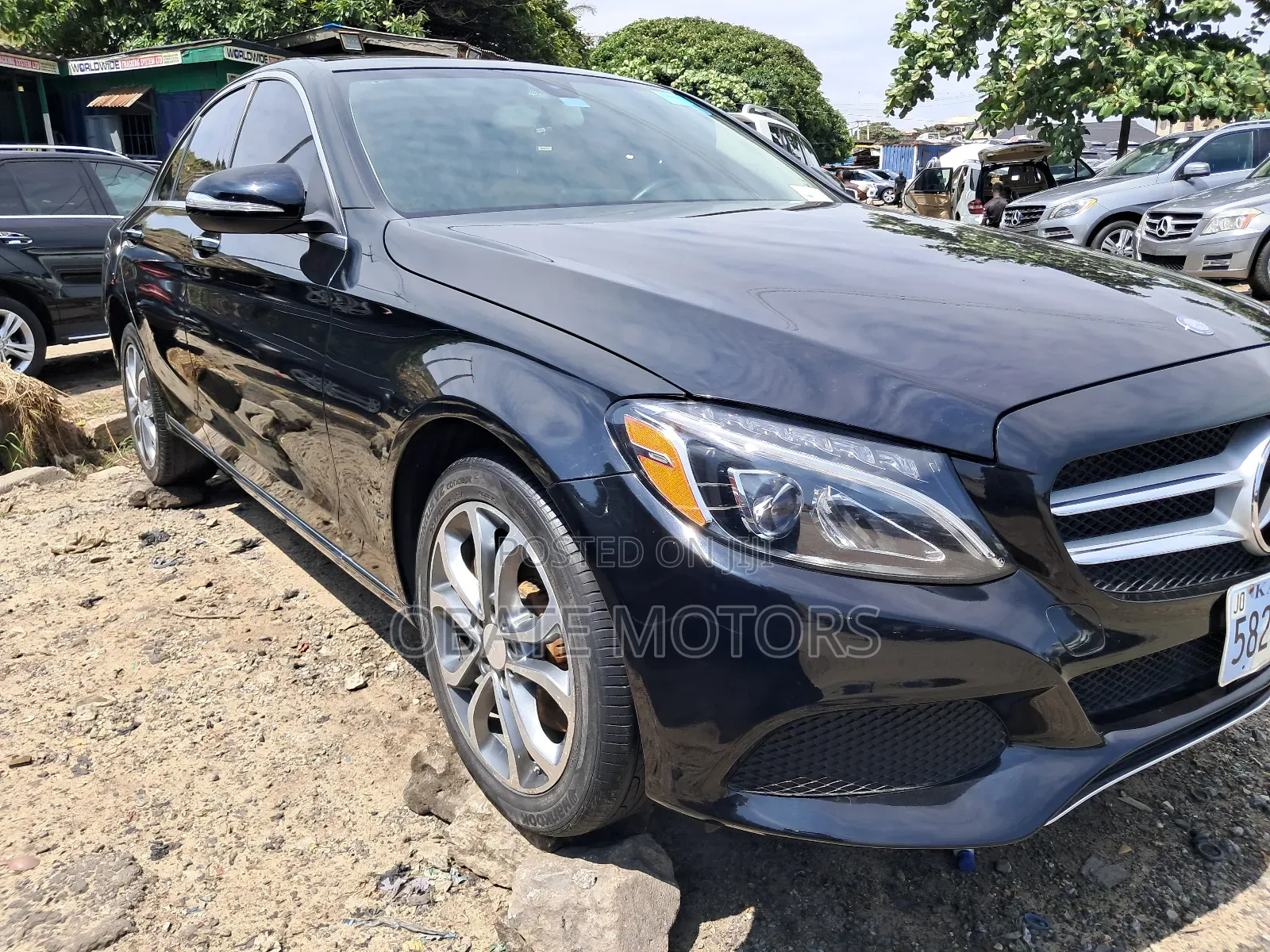 Mercedes-Benz C300 2015 Black