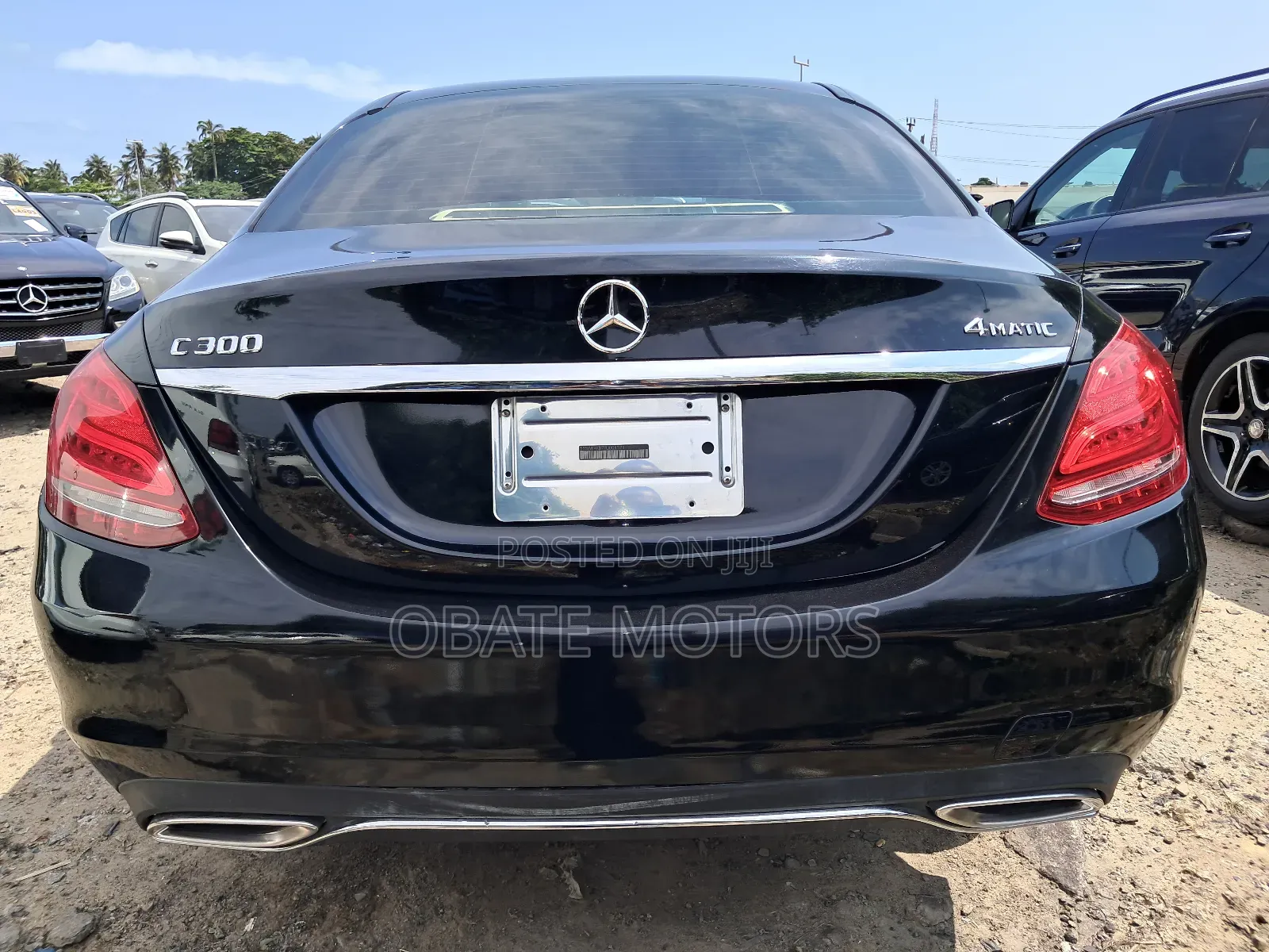 Mercedes-Benz C300 2015 Black