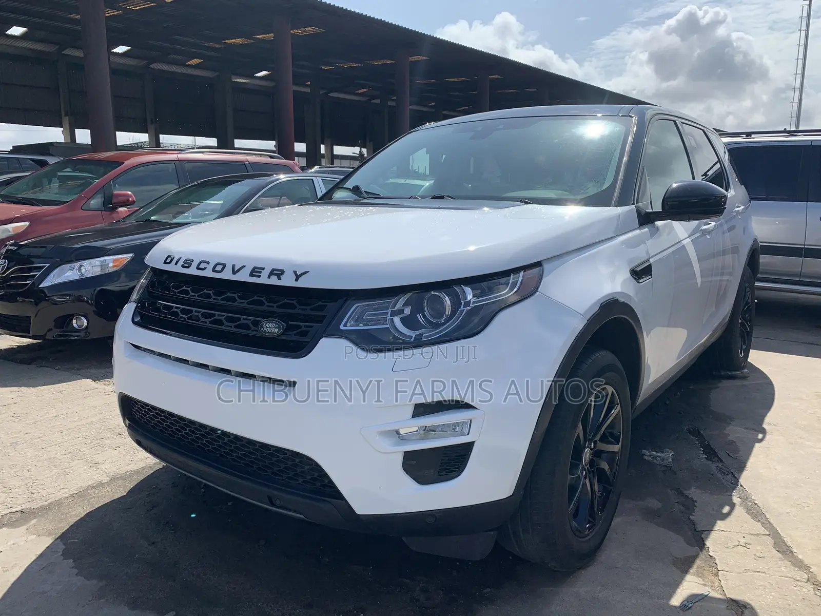 Land Rover Discovery SE 4x4 2017 White