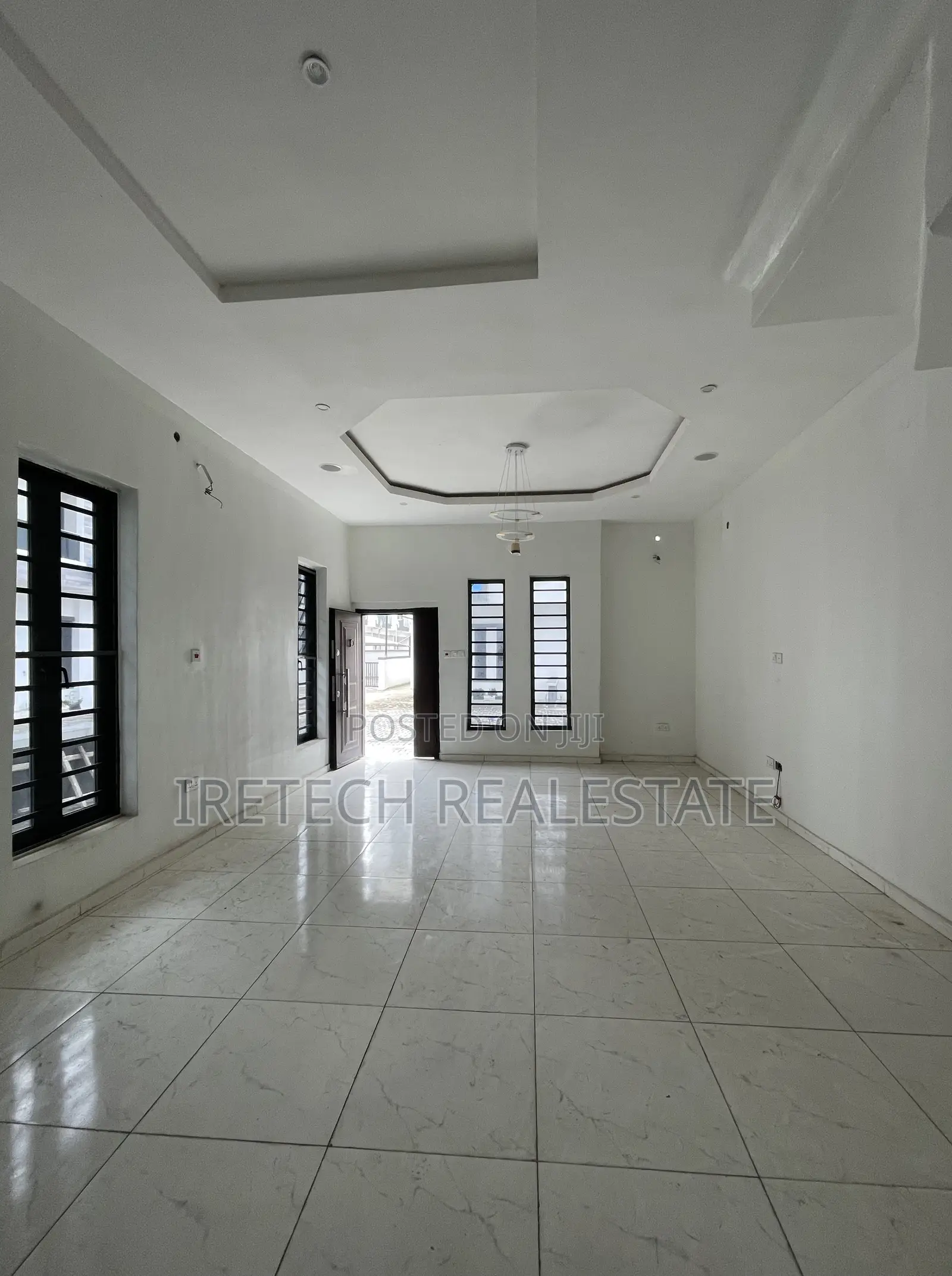 4bdrm Duplex in Orchid Road Gated, Lekki for sale