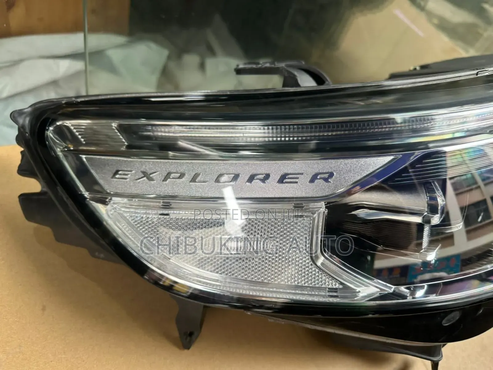 Ford Explorer 2020 Headlight