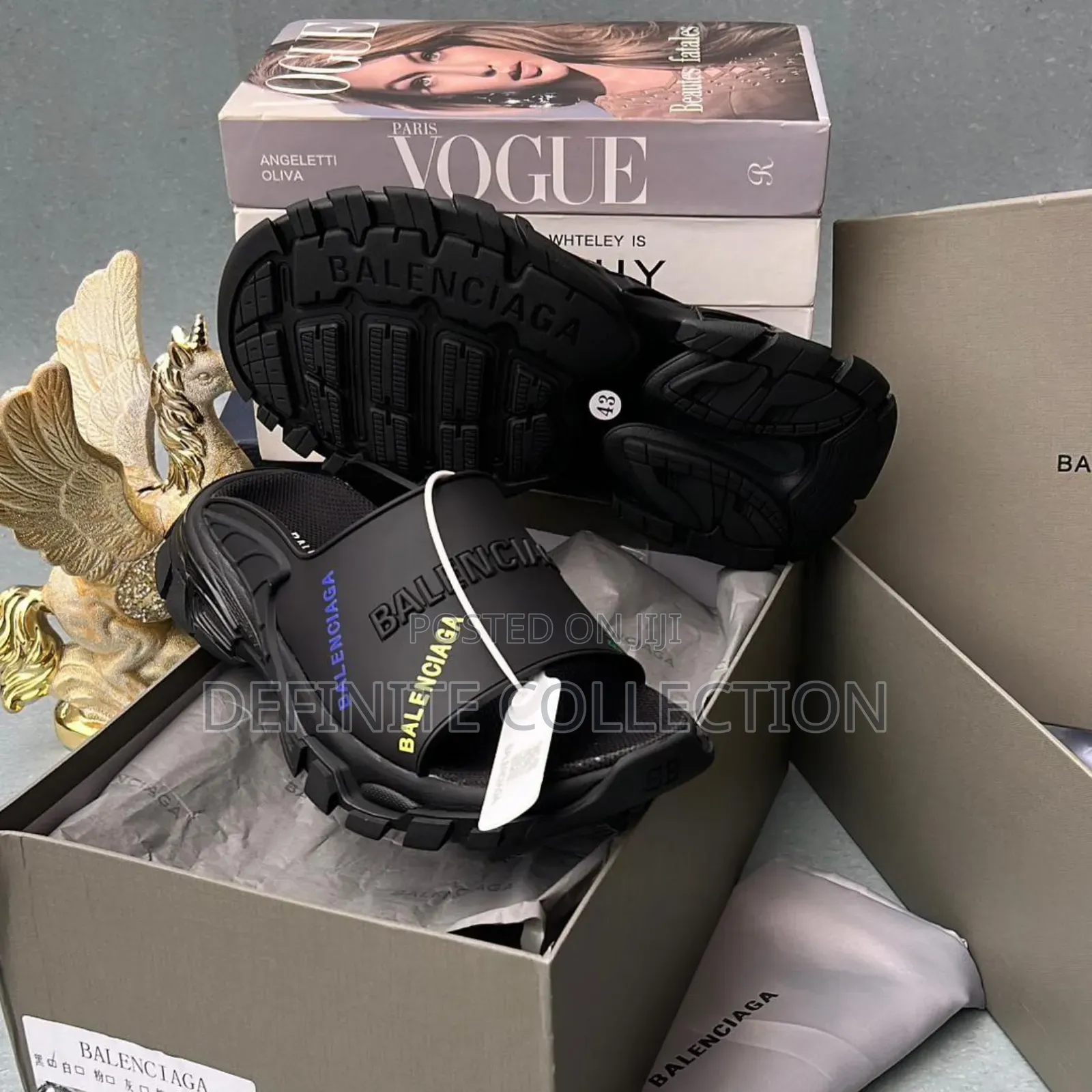 BALENCIAGA Luxury Slide