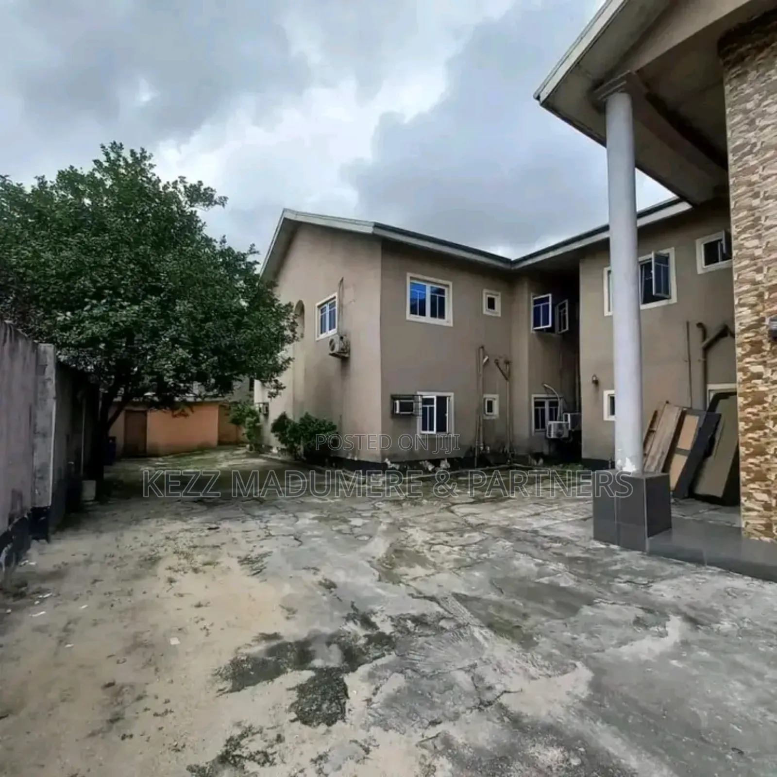 For Sale : 52 Rooms Functional Hotel in Port Harcourt