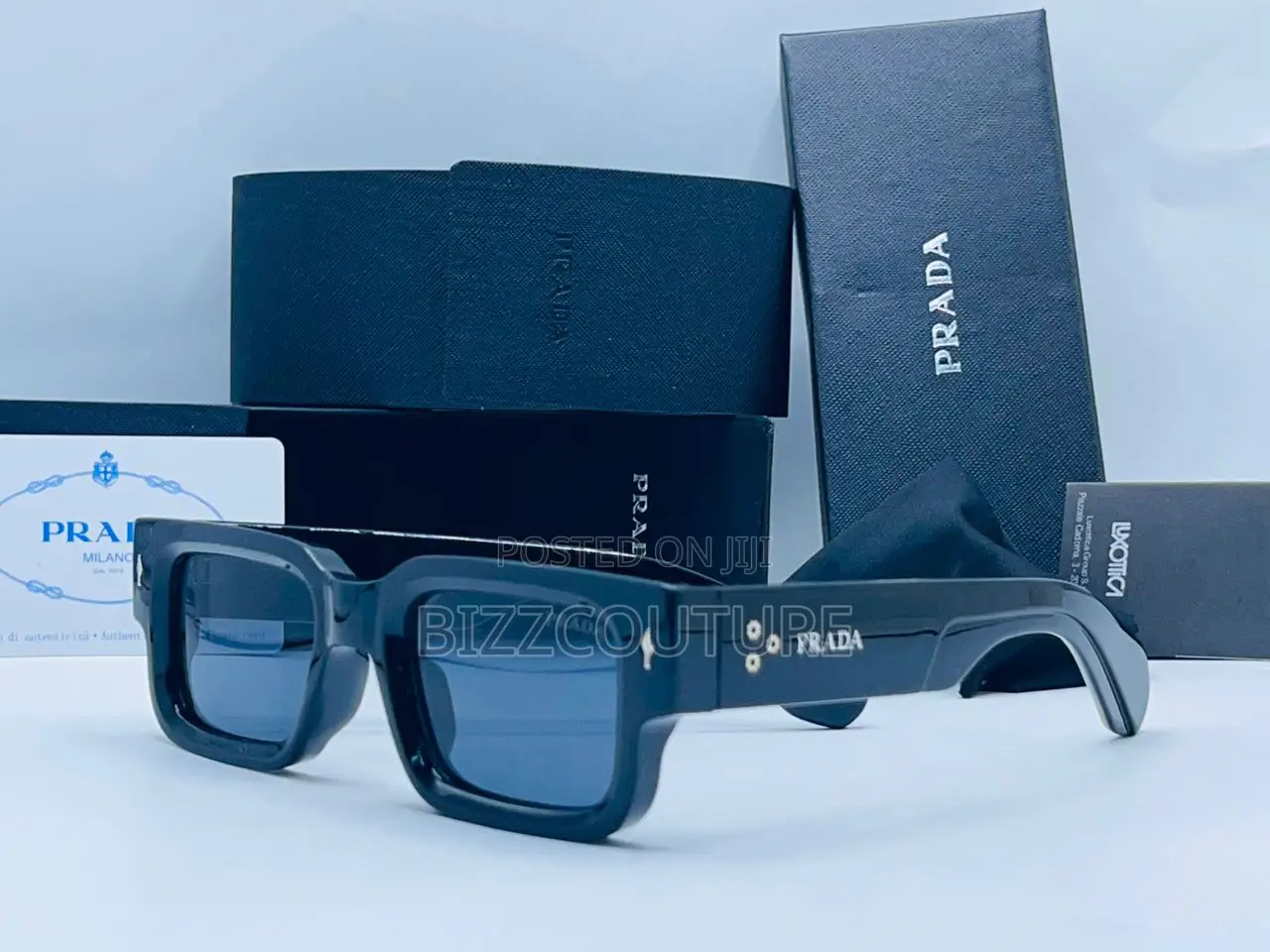 Original PRADA Black Tinted Sunglasses Is Avialable in Store