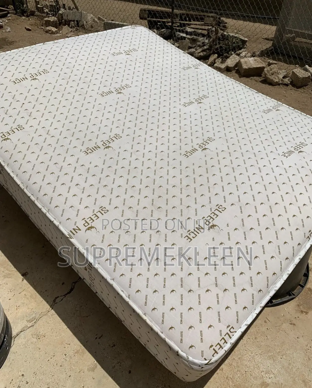 Mattresses Clean at Supreme Kleen Service