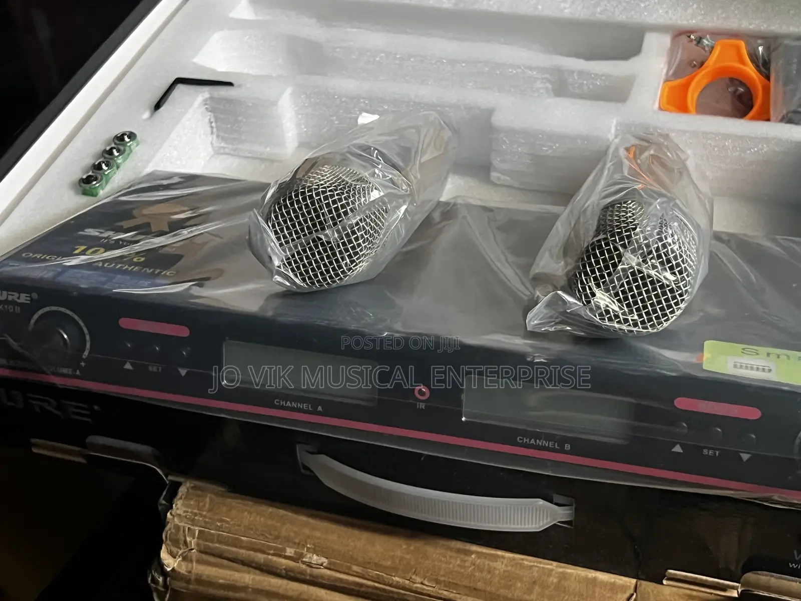 Shure Ugx Vocal System Ugx10 I Legendary Performance