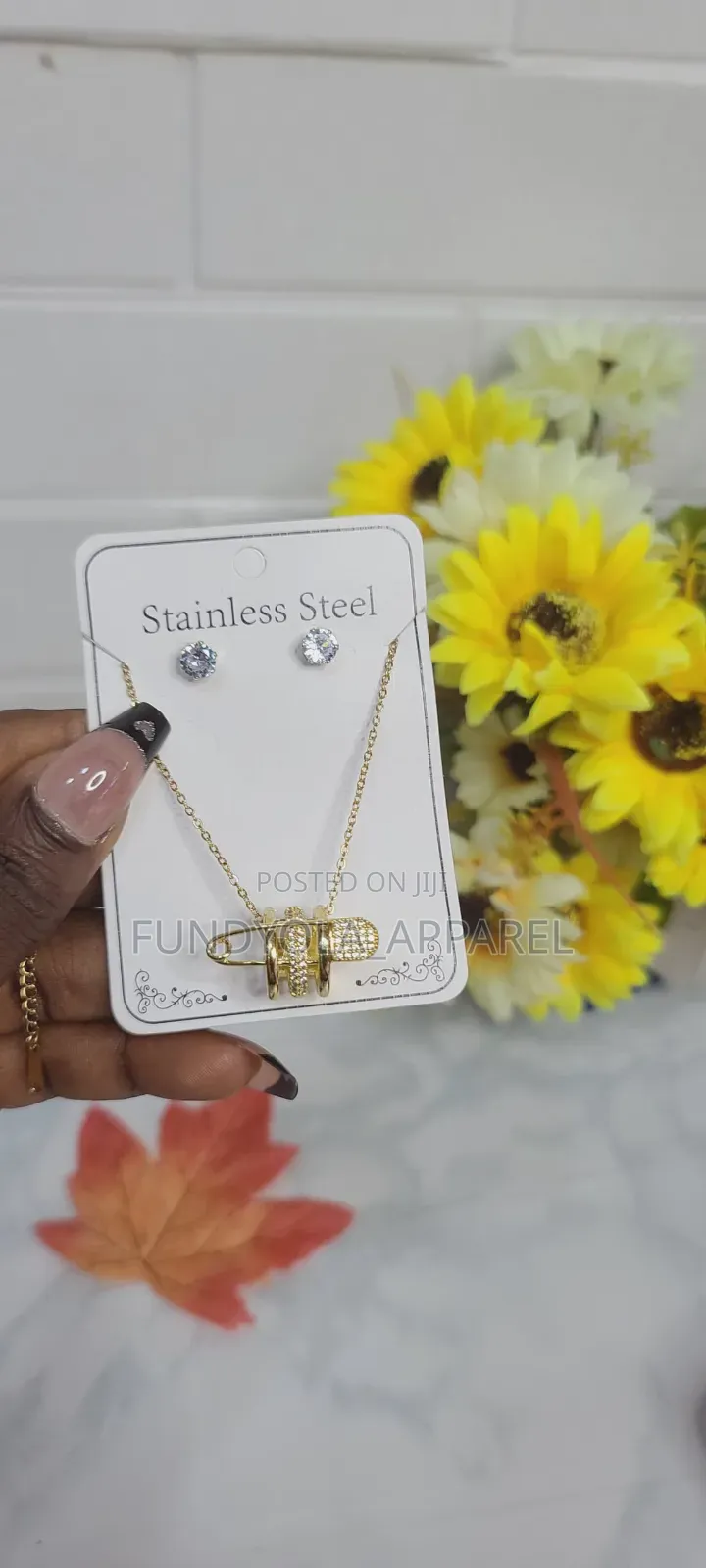 Beautiful Silver Gold Necklace
