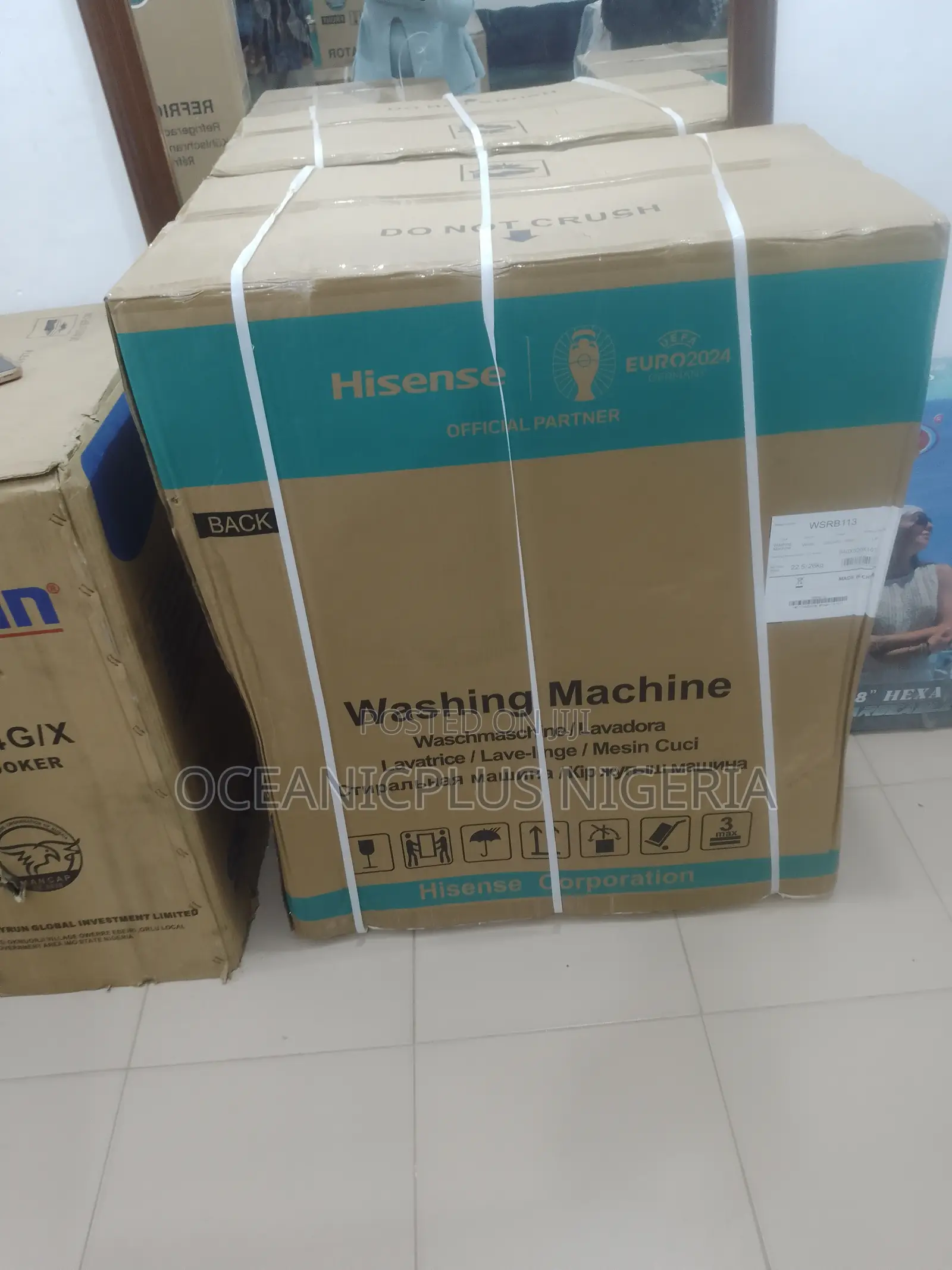 Standard 11kg Hisense Twin Tub Wash and Spin Washing Machine