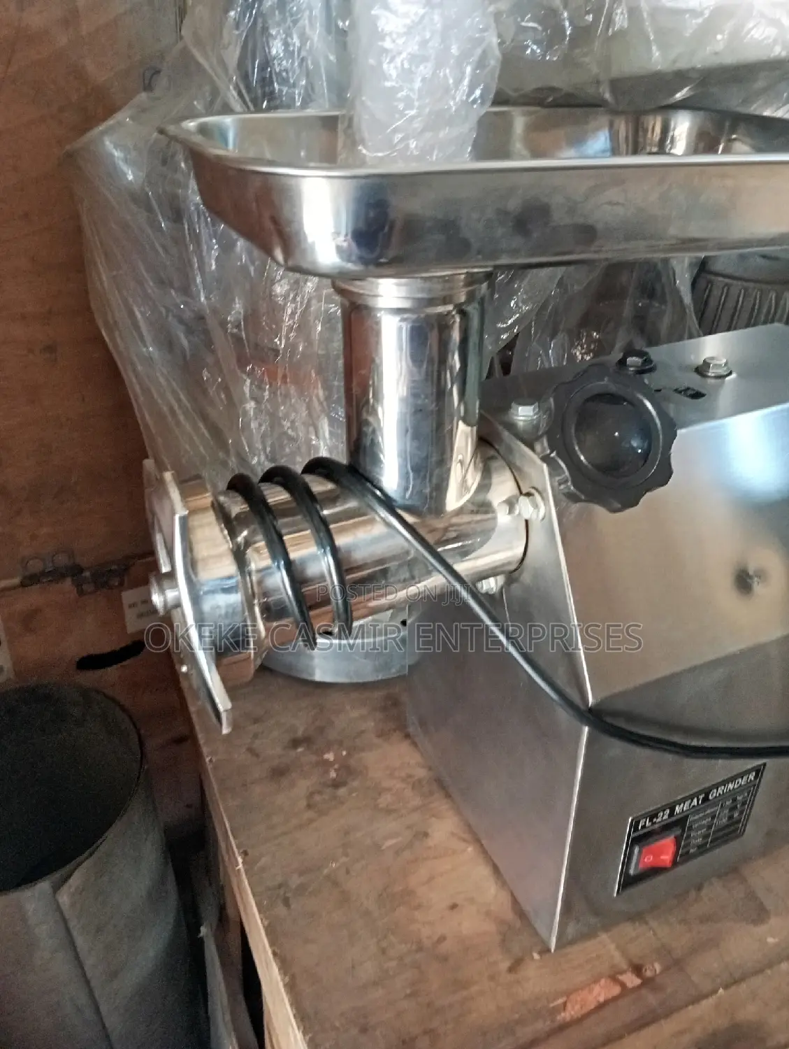 Meat Grinding Machine