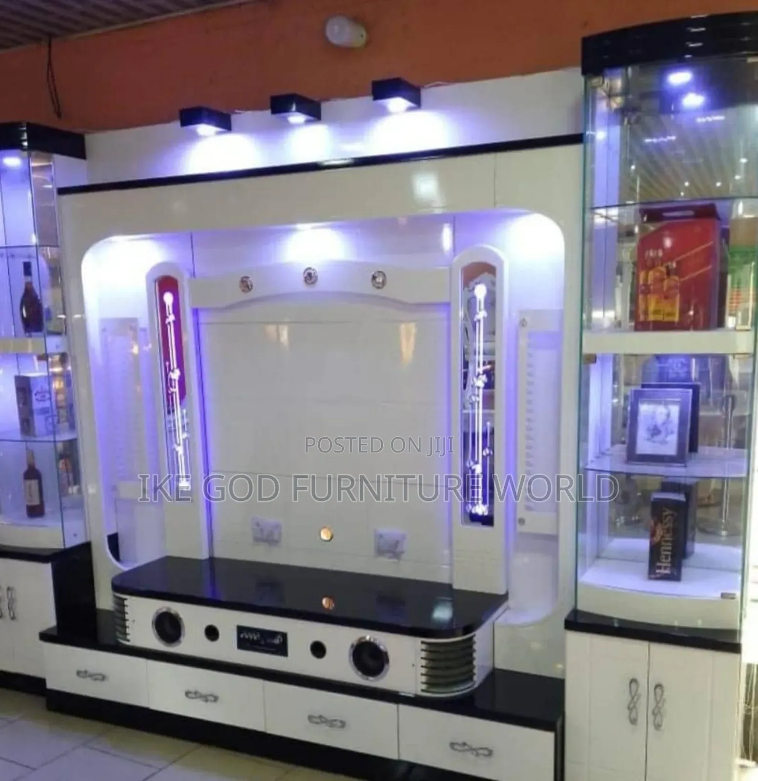 High Quality Turkish Wall Unit Tv Shelf With Wine Bar Design