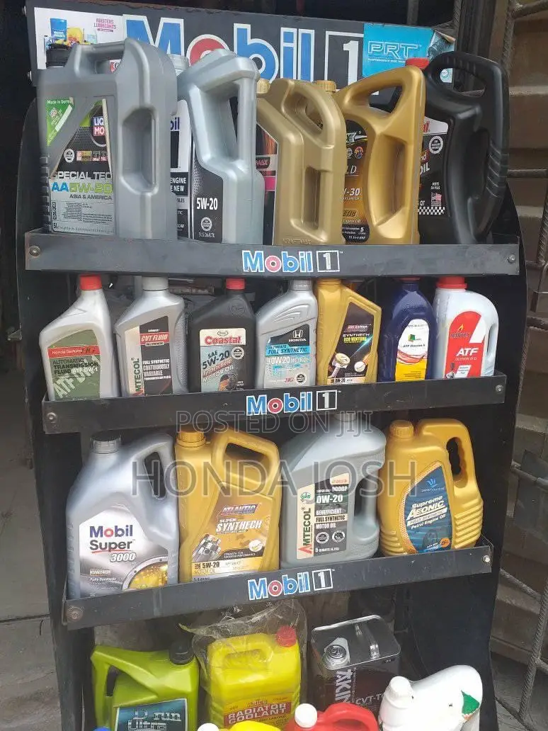 Honda and Acura Original Motor Oil/ Engine Flush