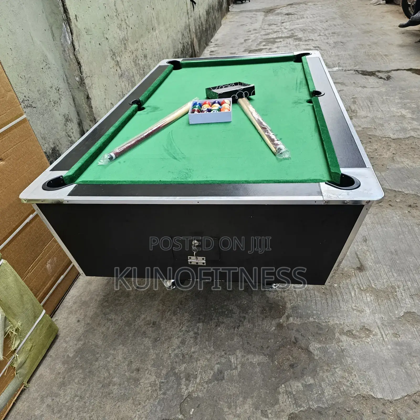 Green Felt HDF Snooker Tables With Accessories From Nigeria