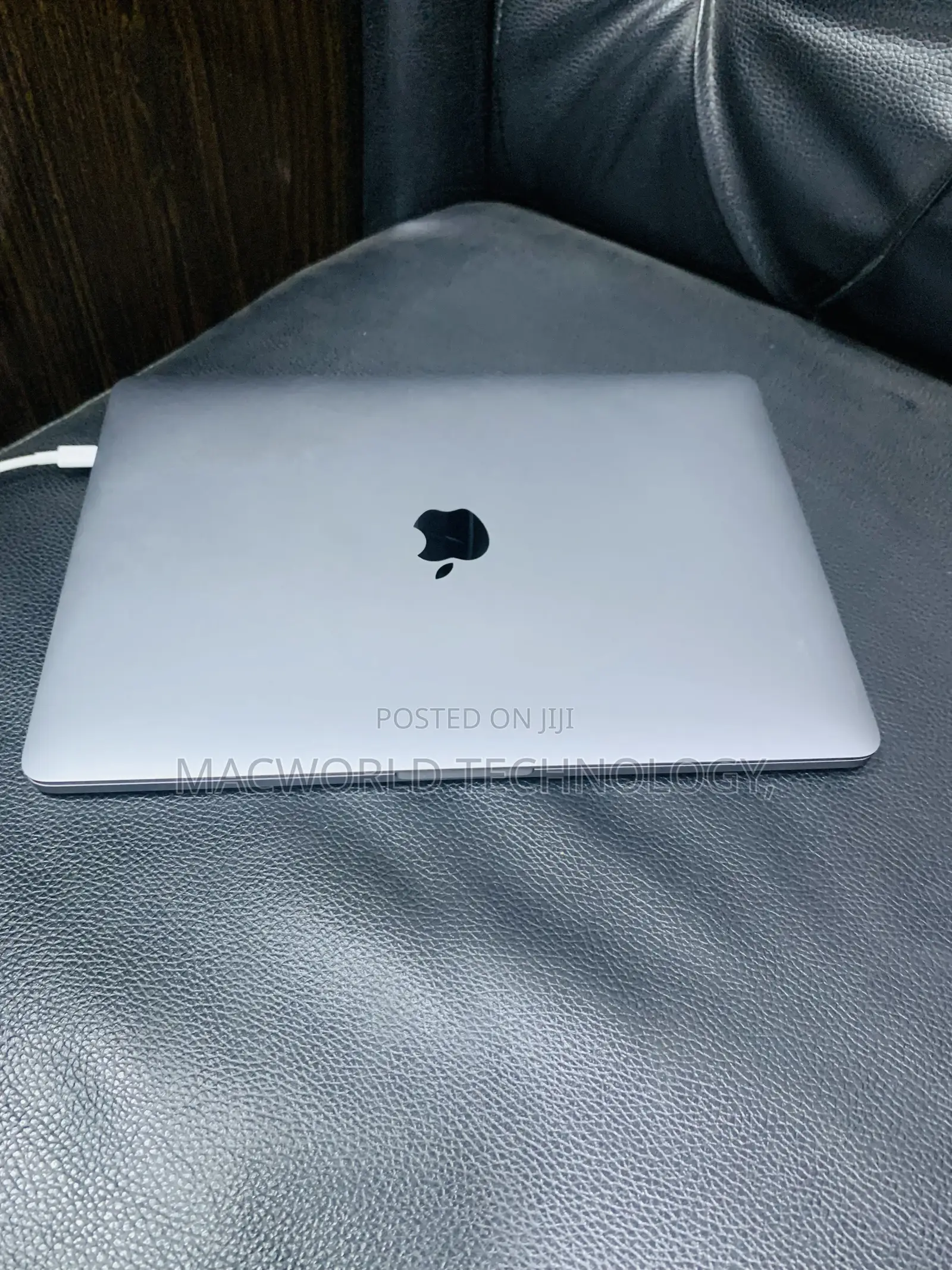 Laptop Apple MacBook Pro 2020 16GB Intel Core I5 SSD 1T