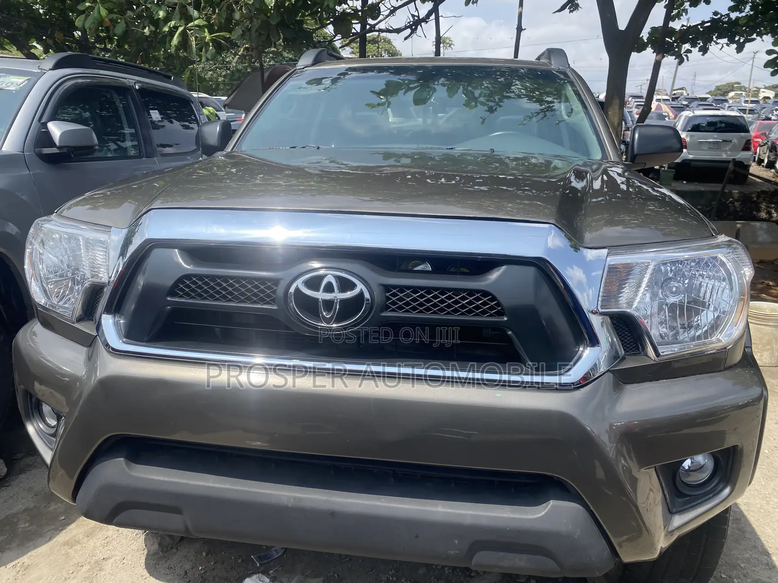 Toyota Tacoma 2015 Green
