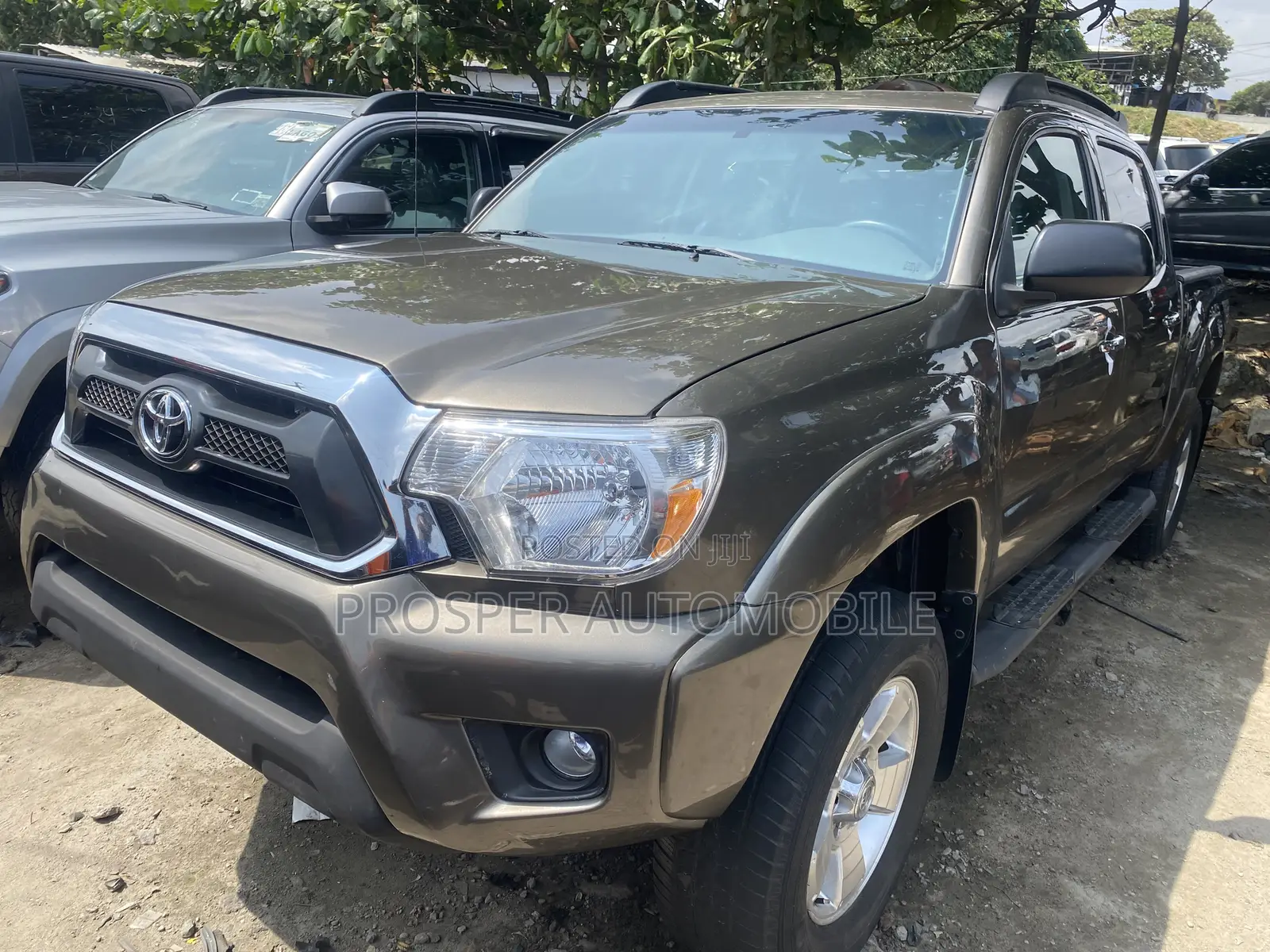 Toyota Tacoma 2015 Green
