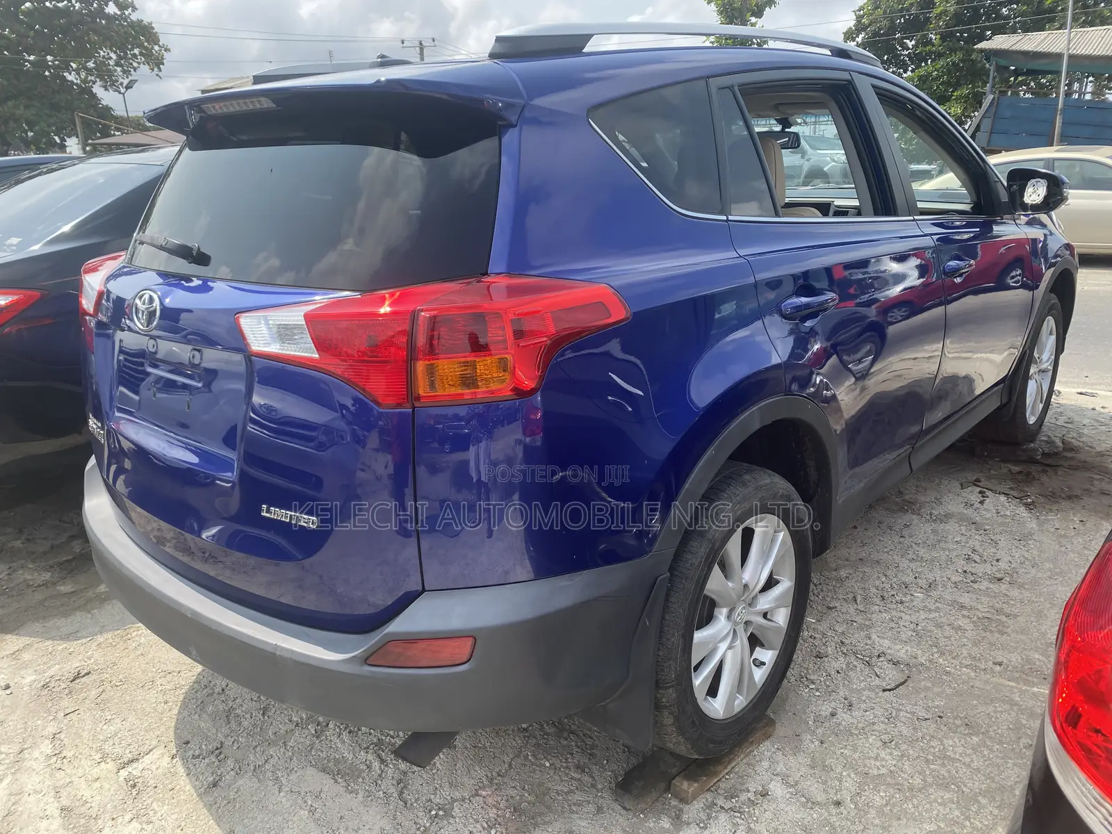 Toyota RAV4 2014 Blue