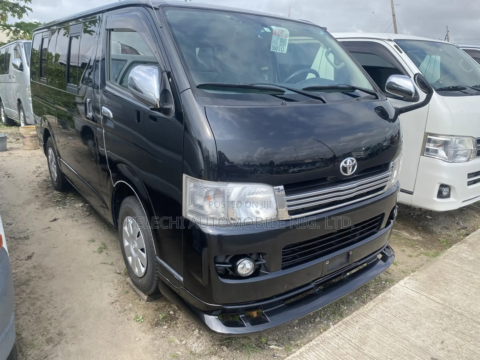 Toyota HiAce 2012 Black