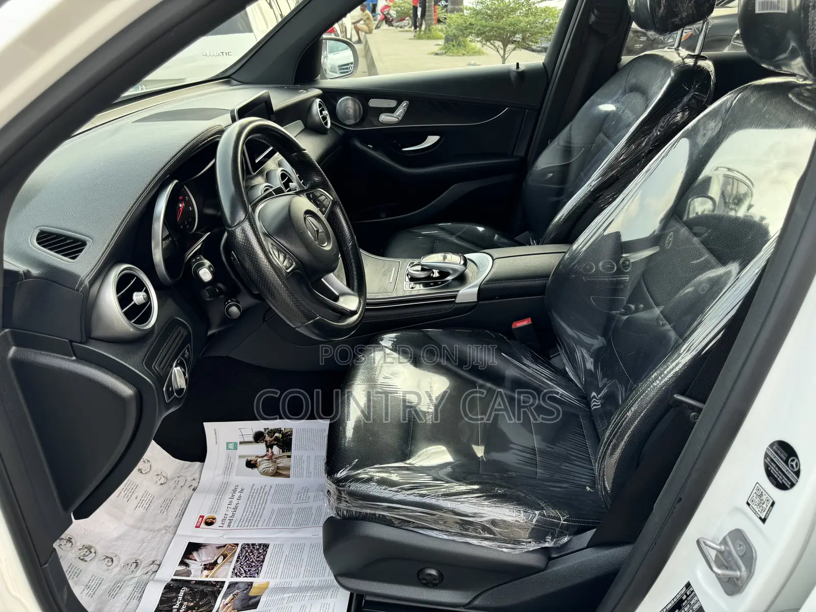 Mercedes-Benz GLC-Class 2017 Off white