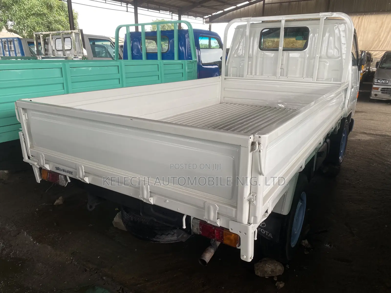 Toyota Dyna 150 2003 White