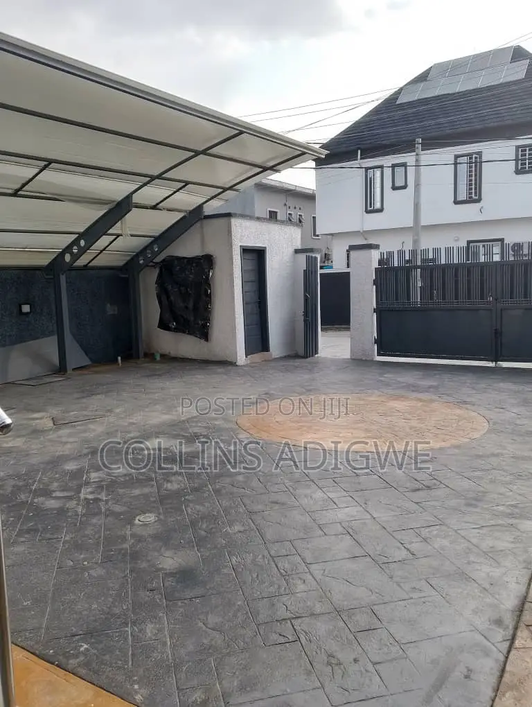 4bdrm Duplex in Orchid By Chevron for sale