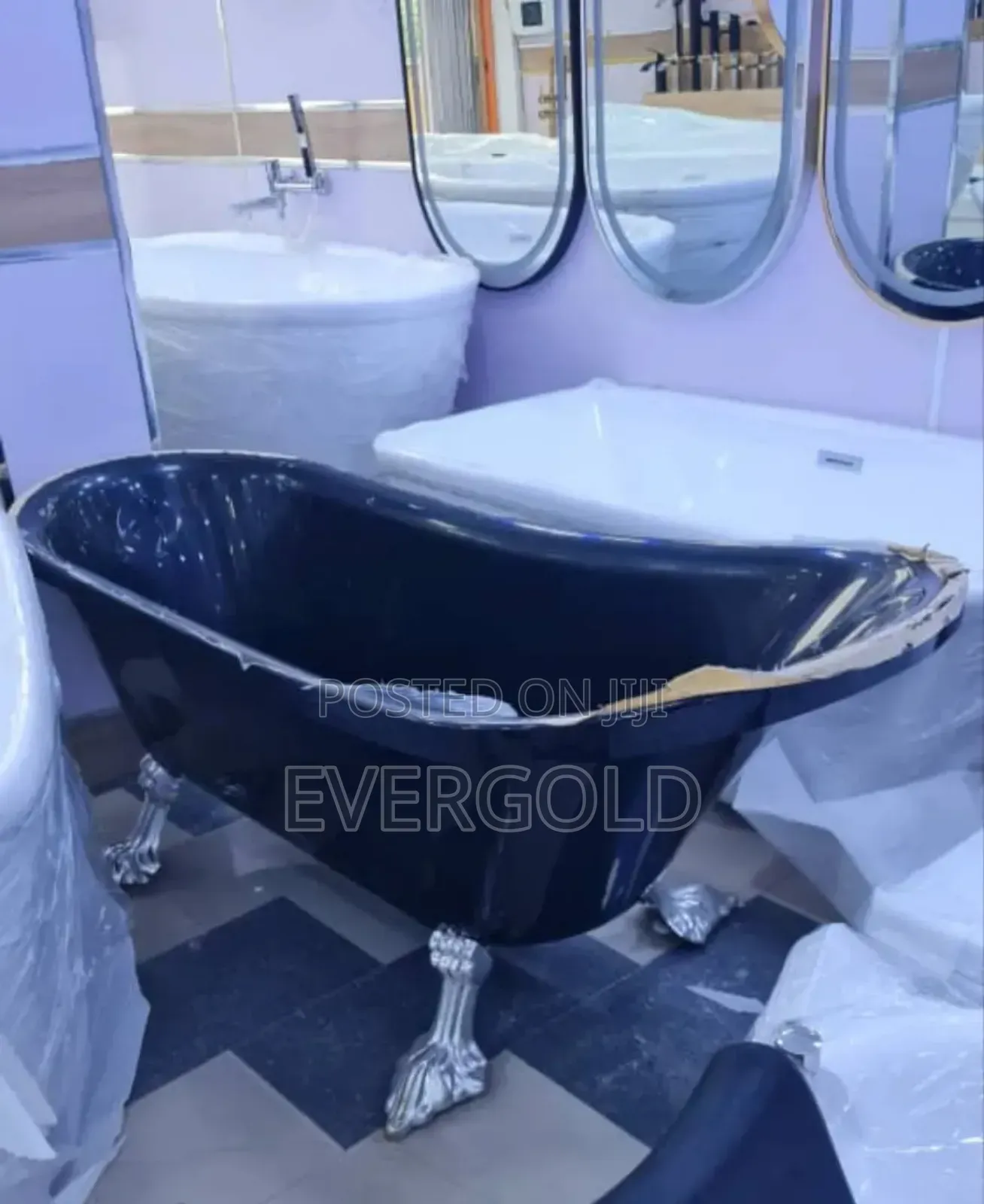 Black Bath Tub Animal Leg Available With Complete Accessorie