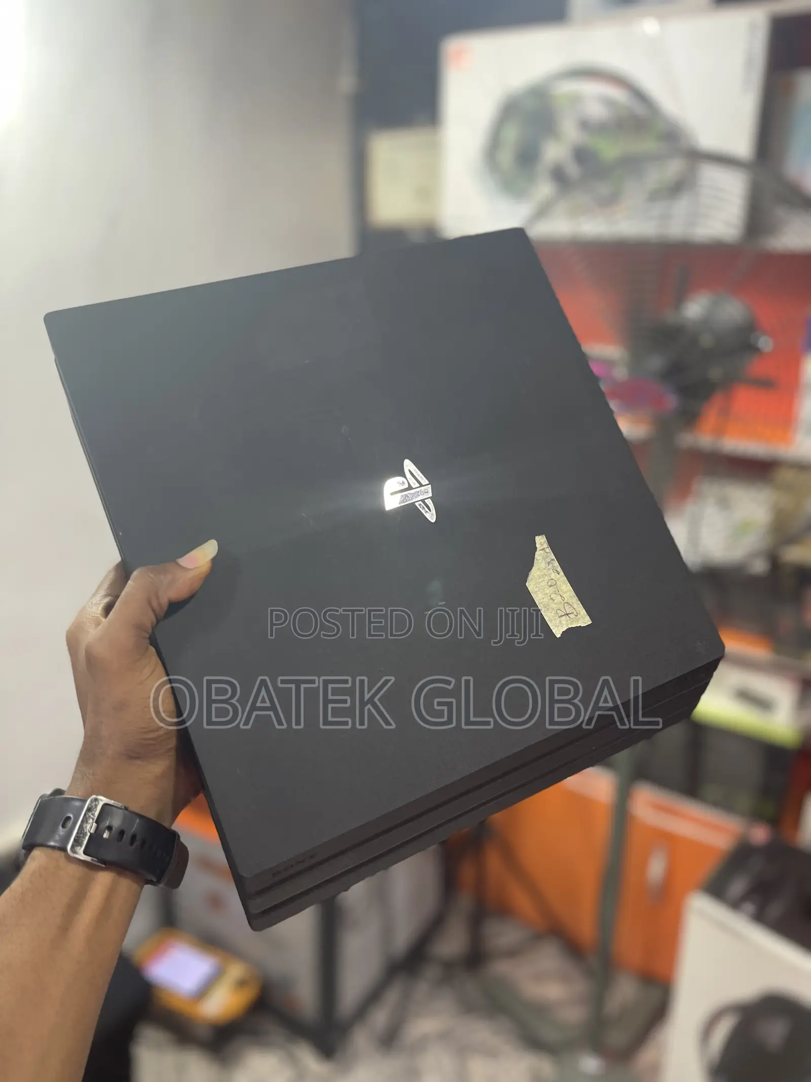 Ps4 Pro Low Version With Games And Pad