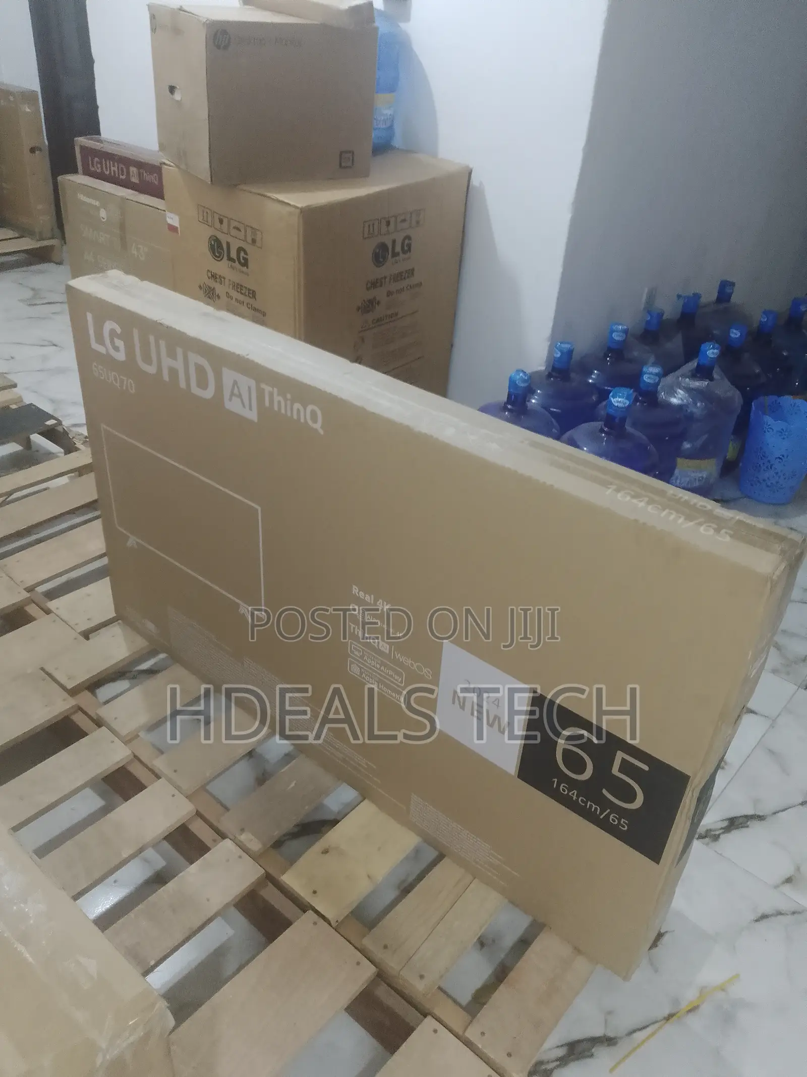 65" LG Smart Tvwith Clear and Brigt Display, Hdmi, Usb,