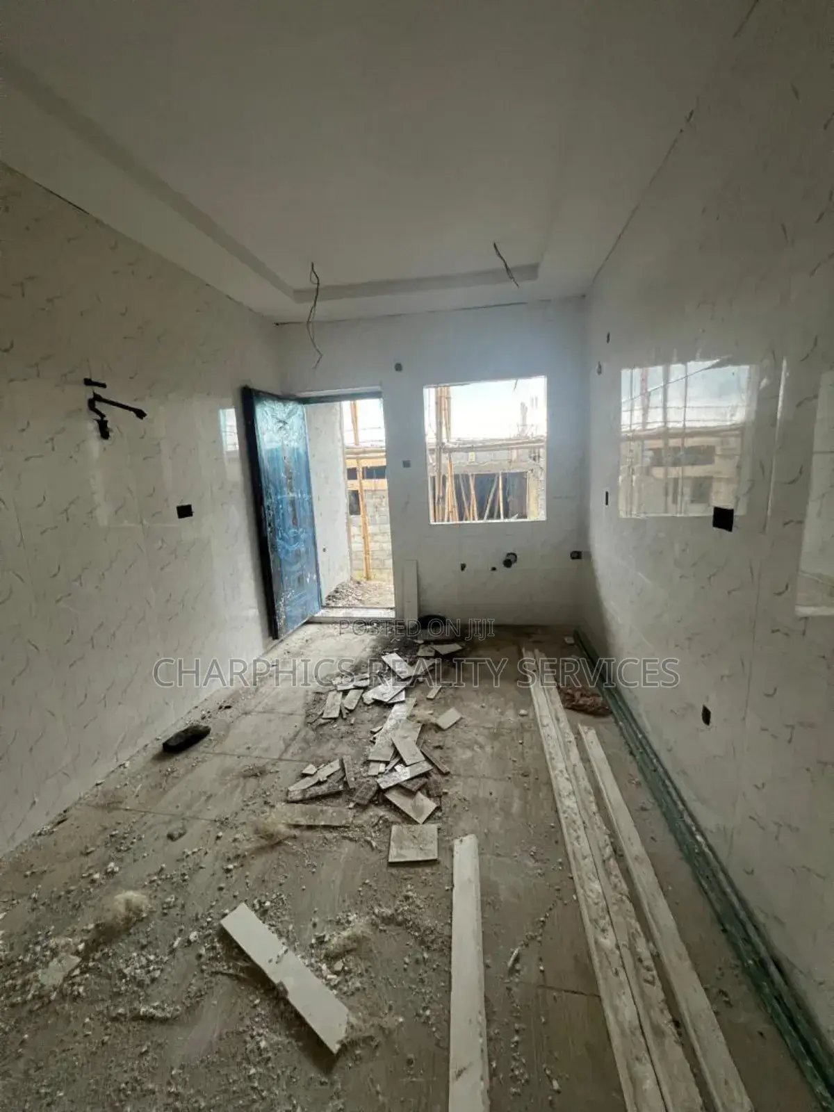2bdrm Block of Flats in Kiami for sale