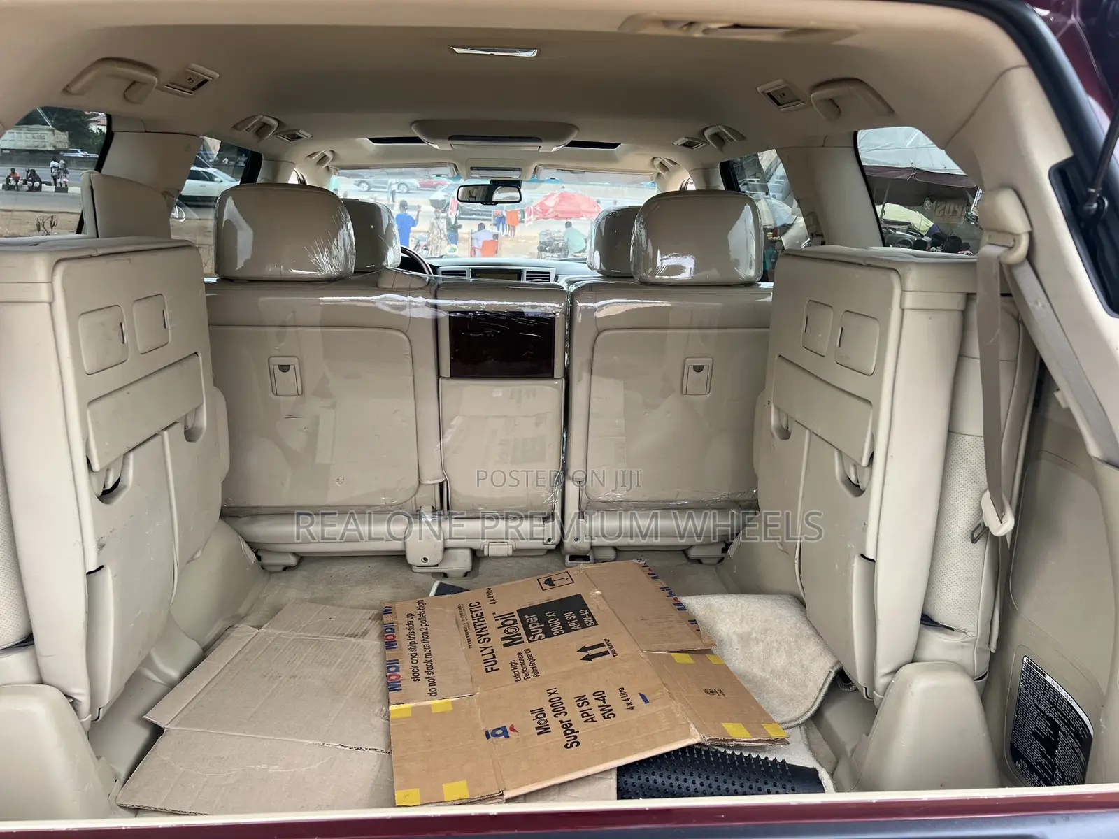 Lexus LX 570 2011 Red