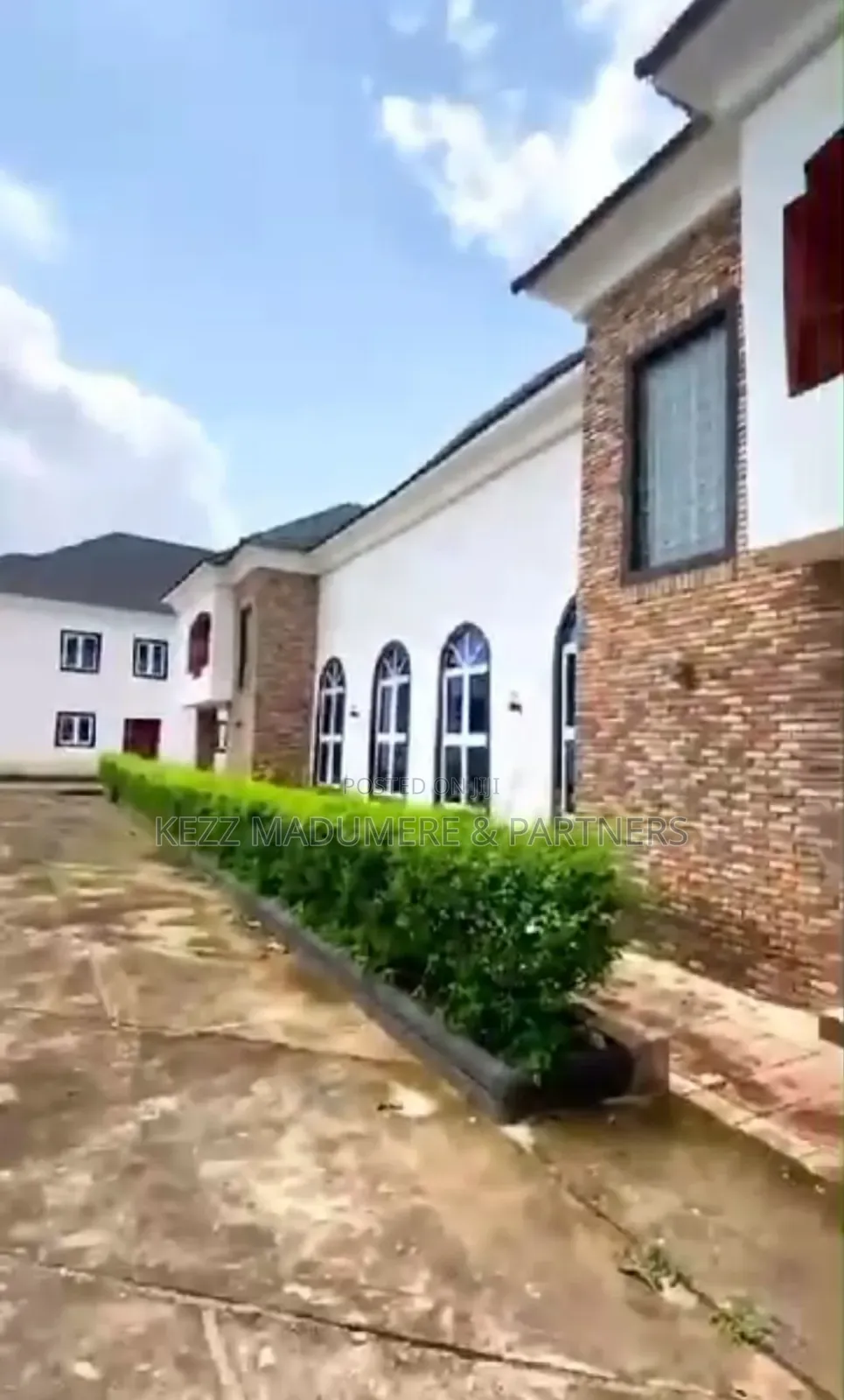 4bdrm Duplex in Old Gra , Enugu , for sale
