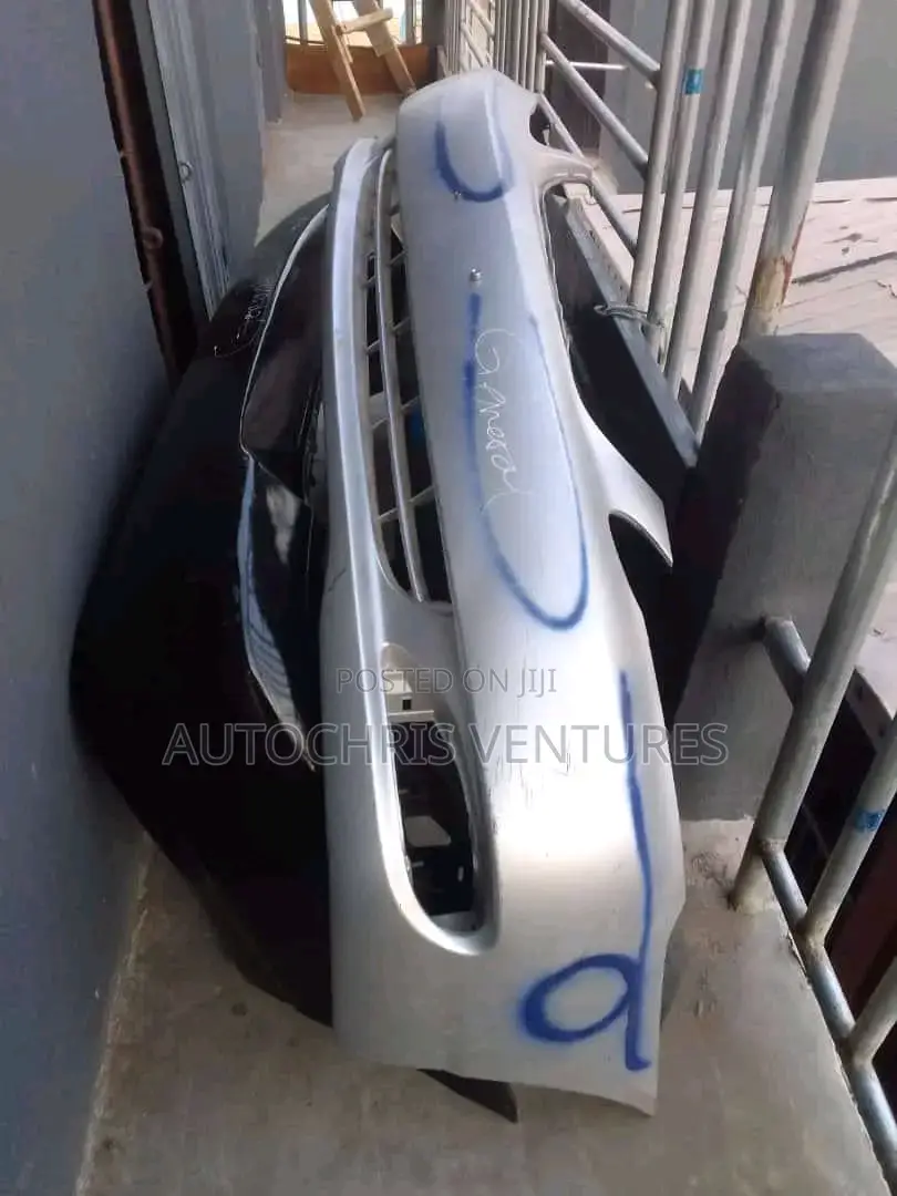 Corolla Bumper 2005