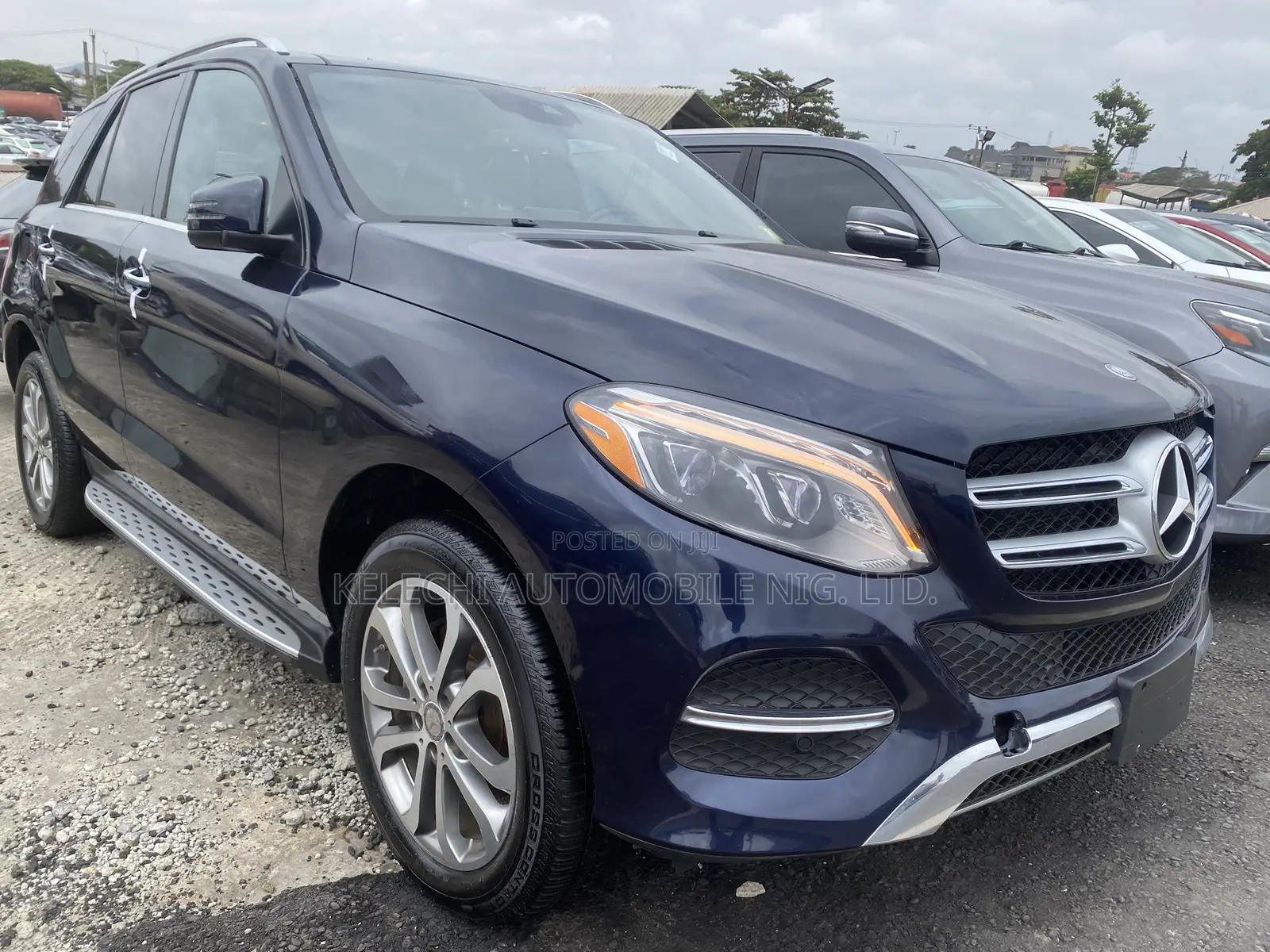 Mercedes-Benz GLE-Class GLE 350d 4MATIC 2017 Blue