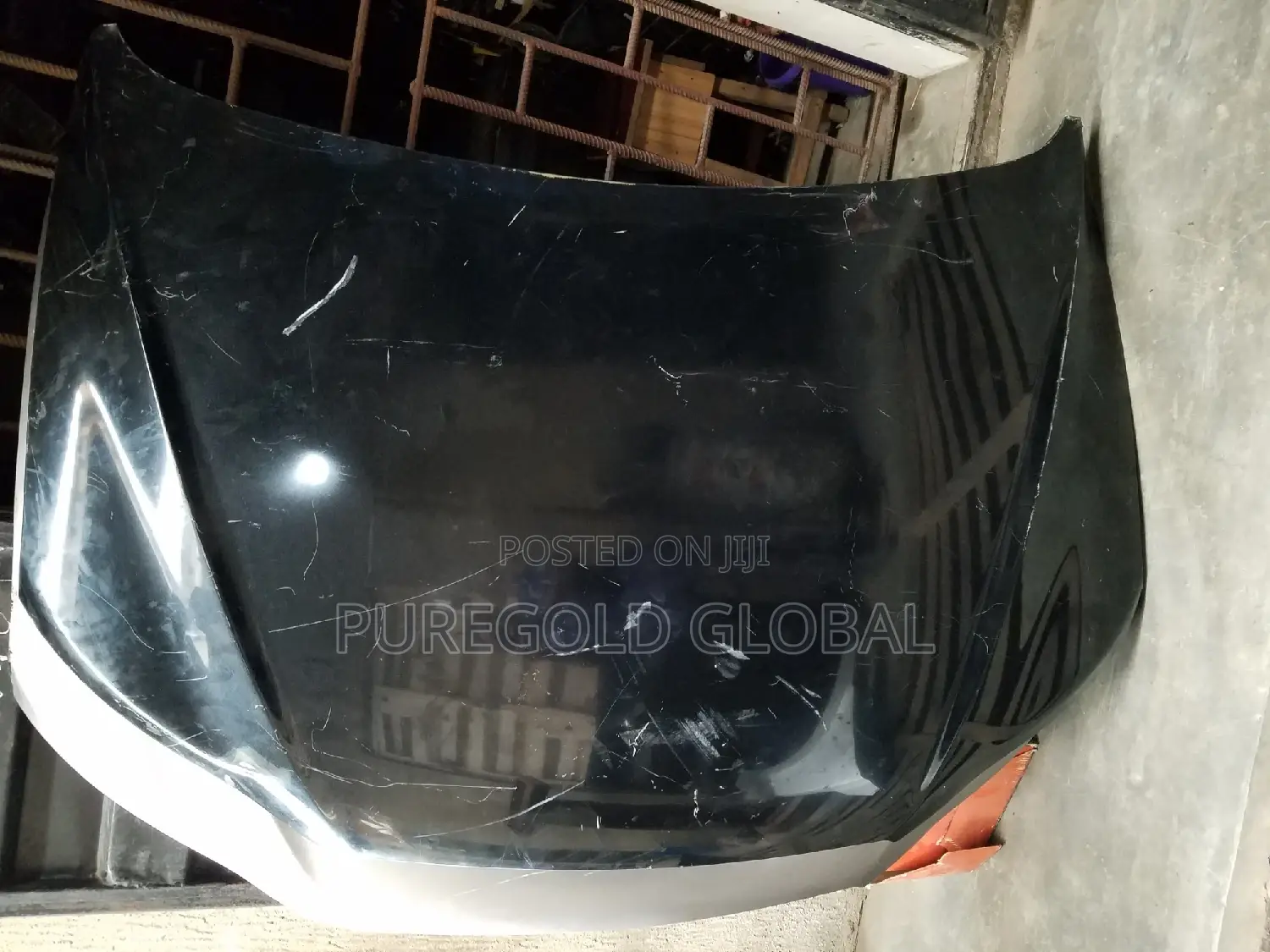 Hyundai Santafe Bonnet 2008 Model