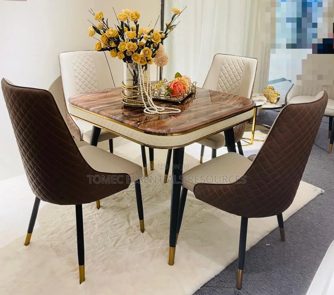 Imported Quality 4 Seaters Marble Top Dinning