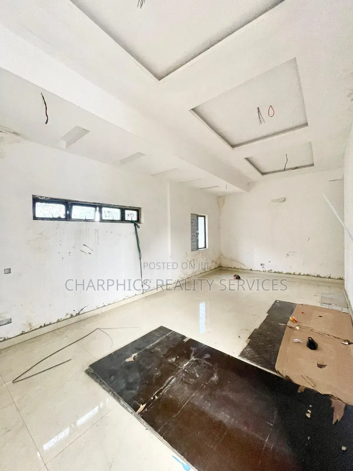3bdrm Apartment in Victoria Island for sale