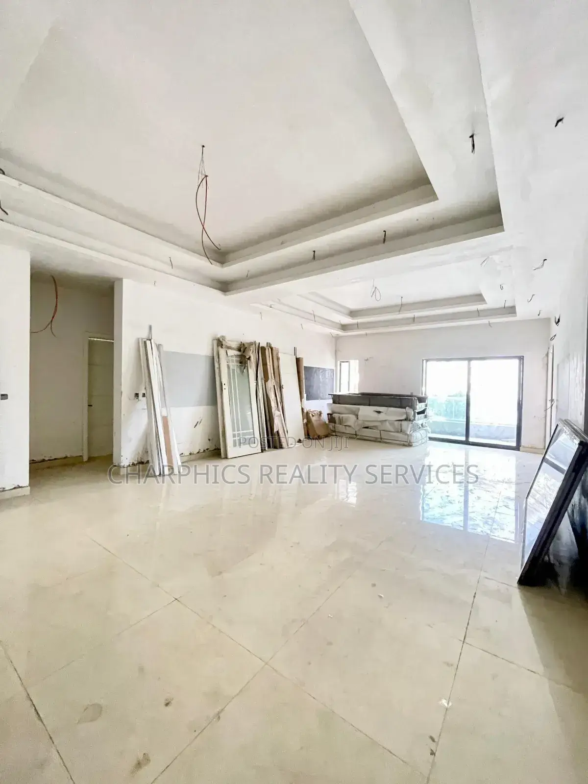 3bdrm Apartment in Victoria Island for sale