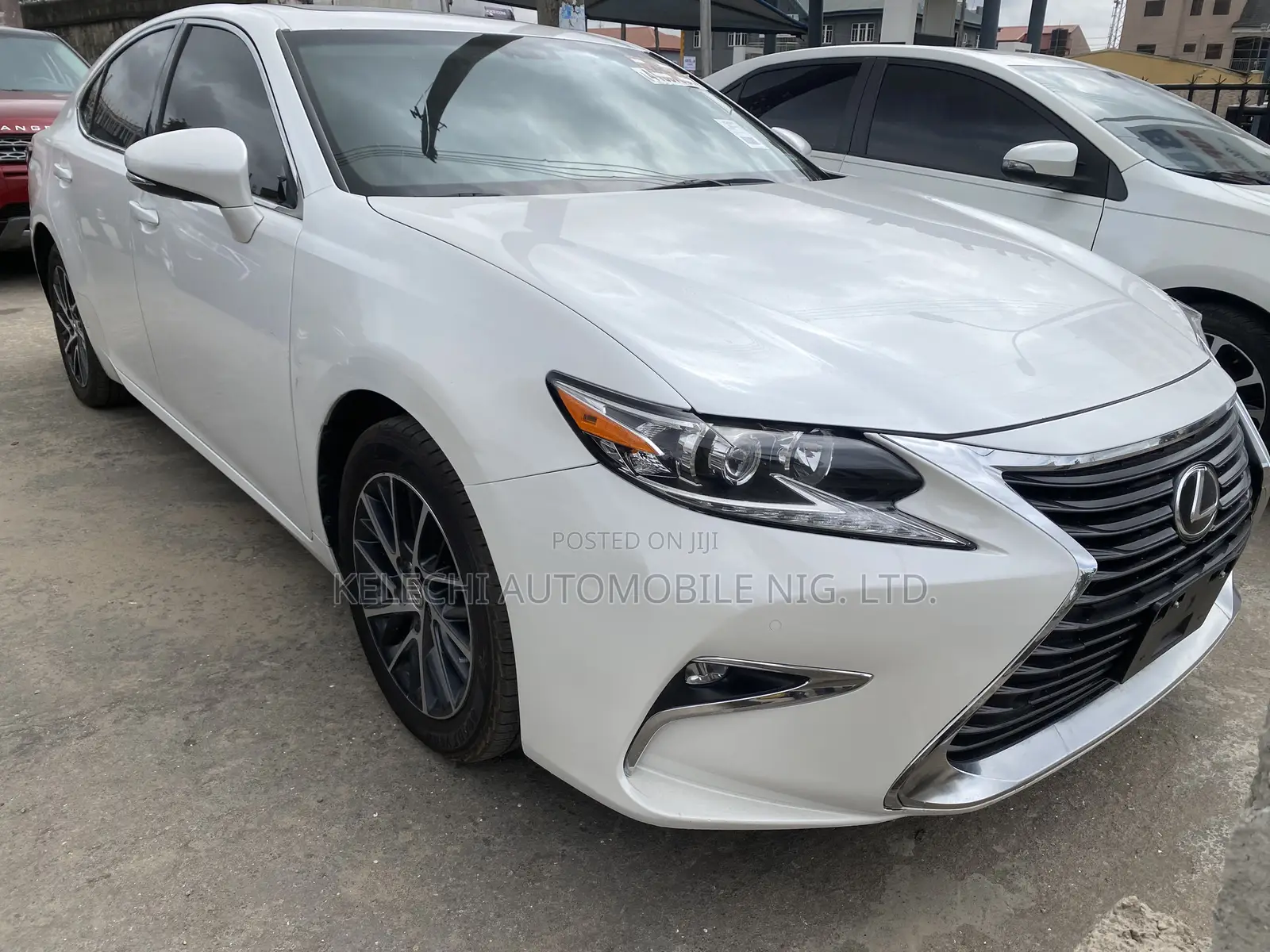 Lexus ES 350 FWD 2016 White
