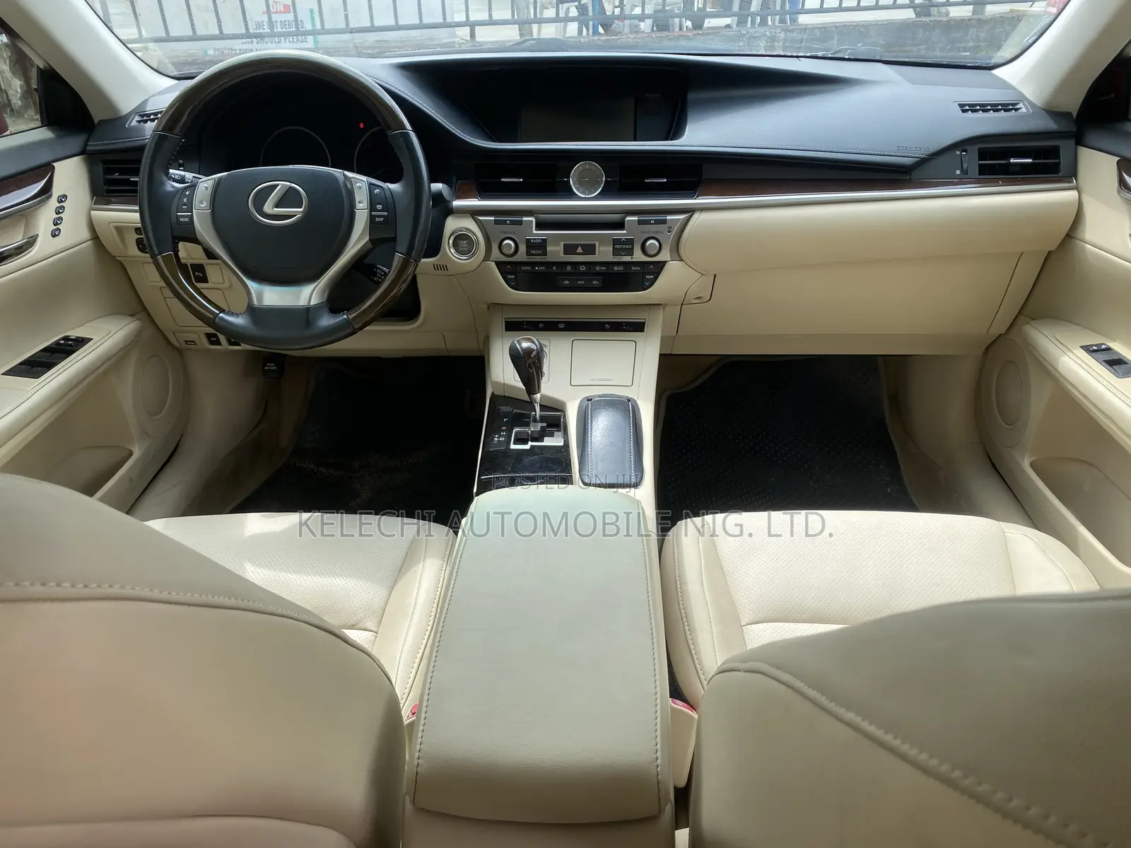 Lexus ES 350 FWD 2014 Red