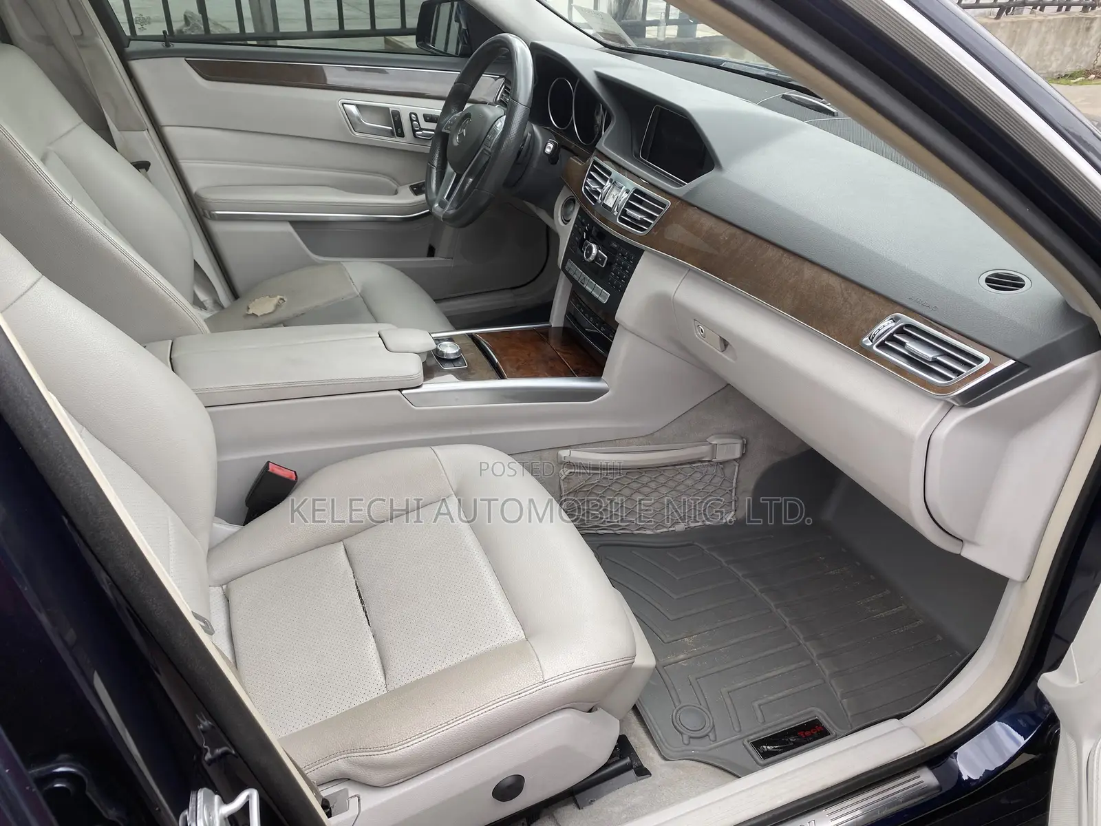 Mercedes-Benz E350 2014 Blue