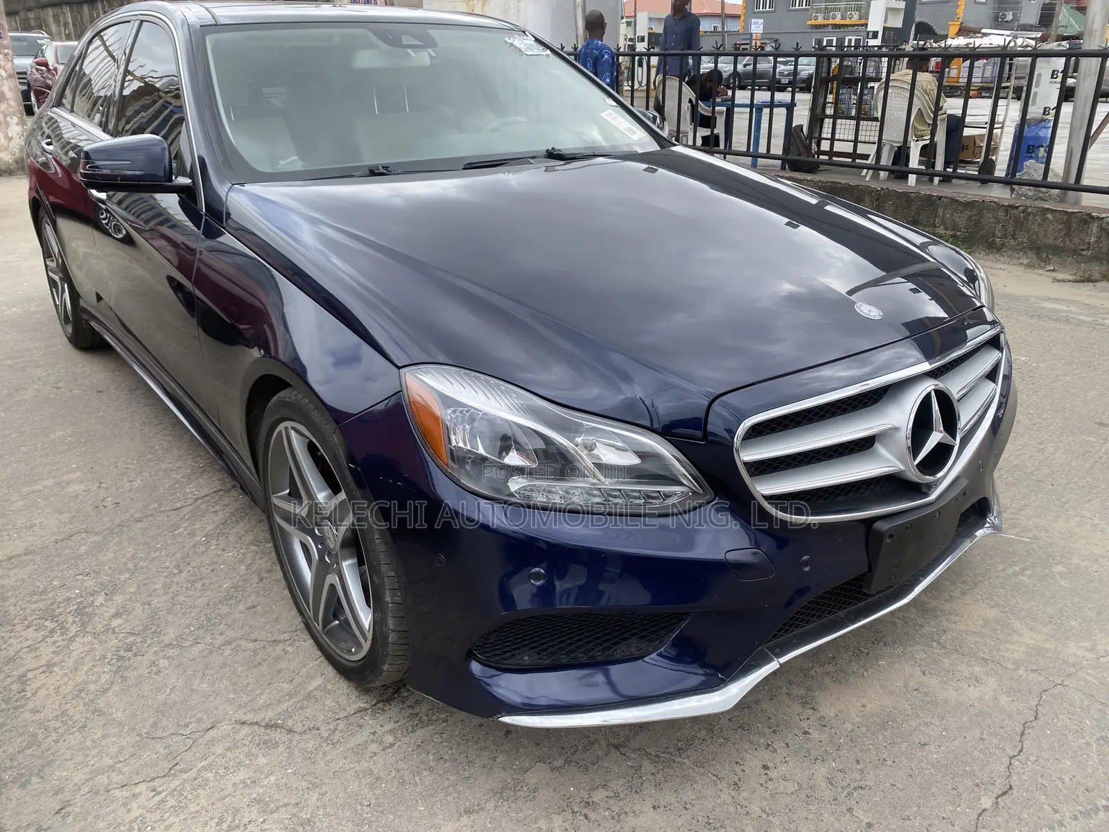 Mercedes-Benz E350 2014 Blue