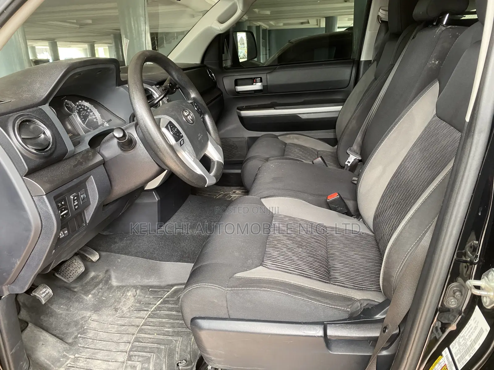 Toyota Tundra 2017 Black