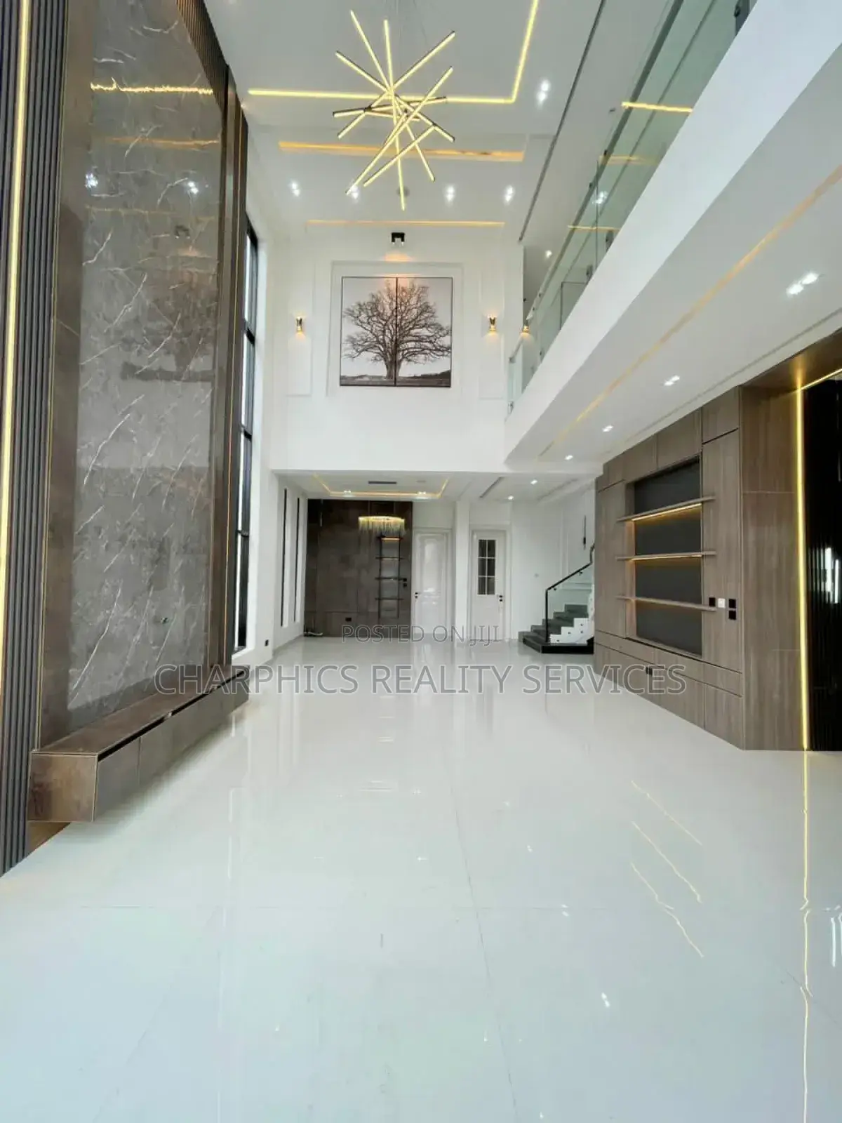 5bdrm Duplex in Ikota for sale