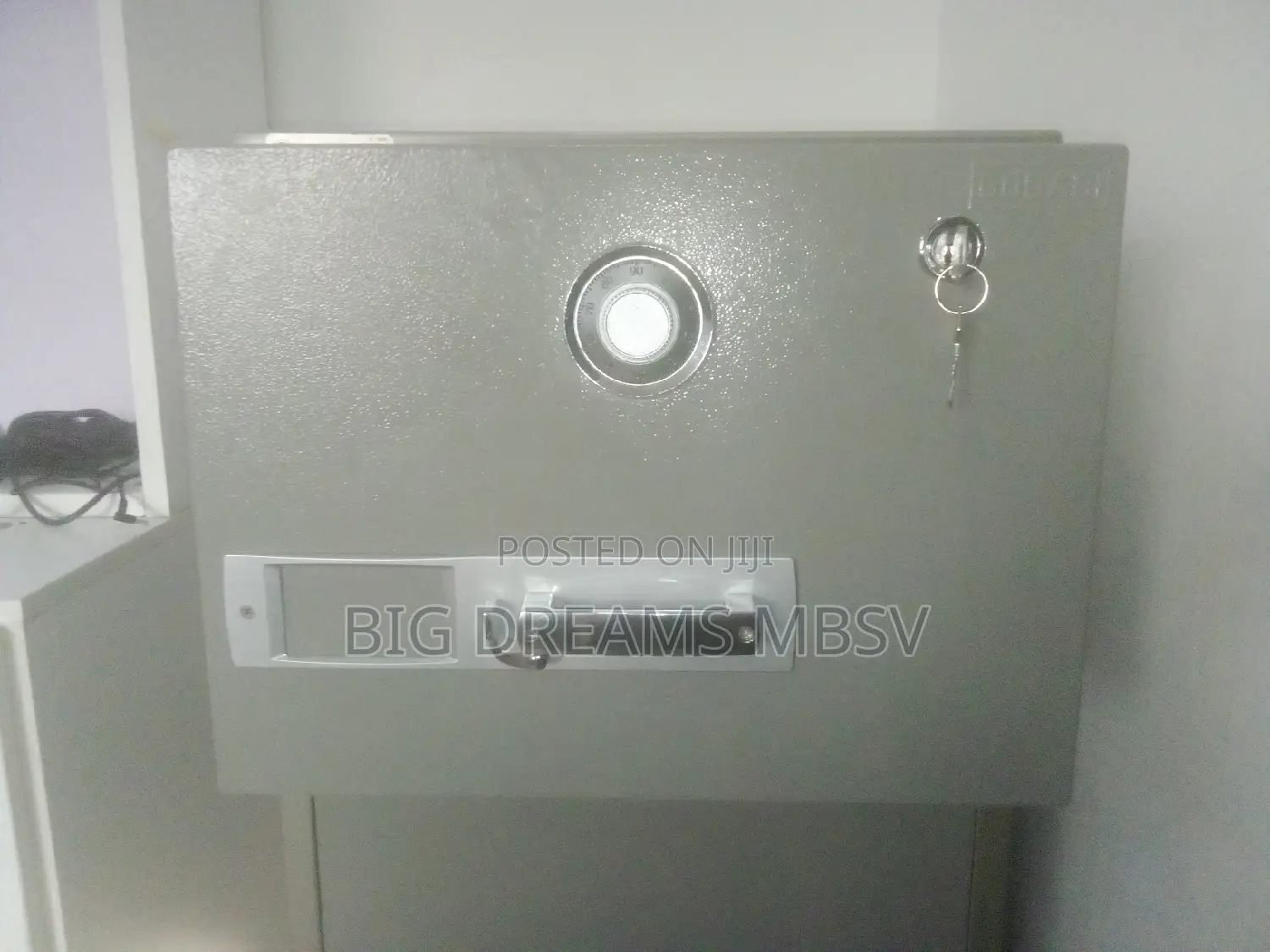 Repair of Digital and Analogue Fireproof Safe