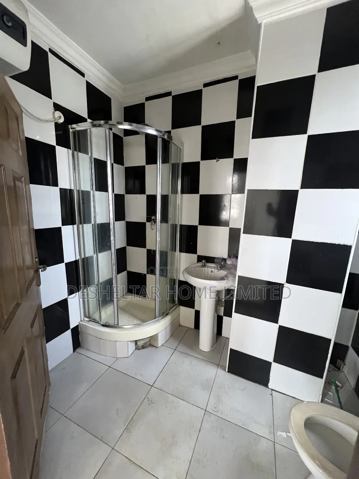 3bdrm Shared Apartment in Southern View Estate, Chevron for rent